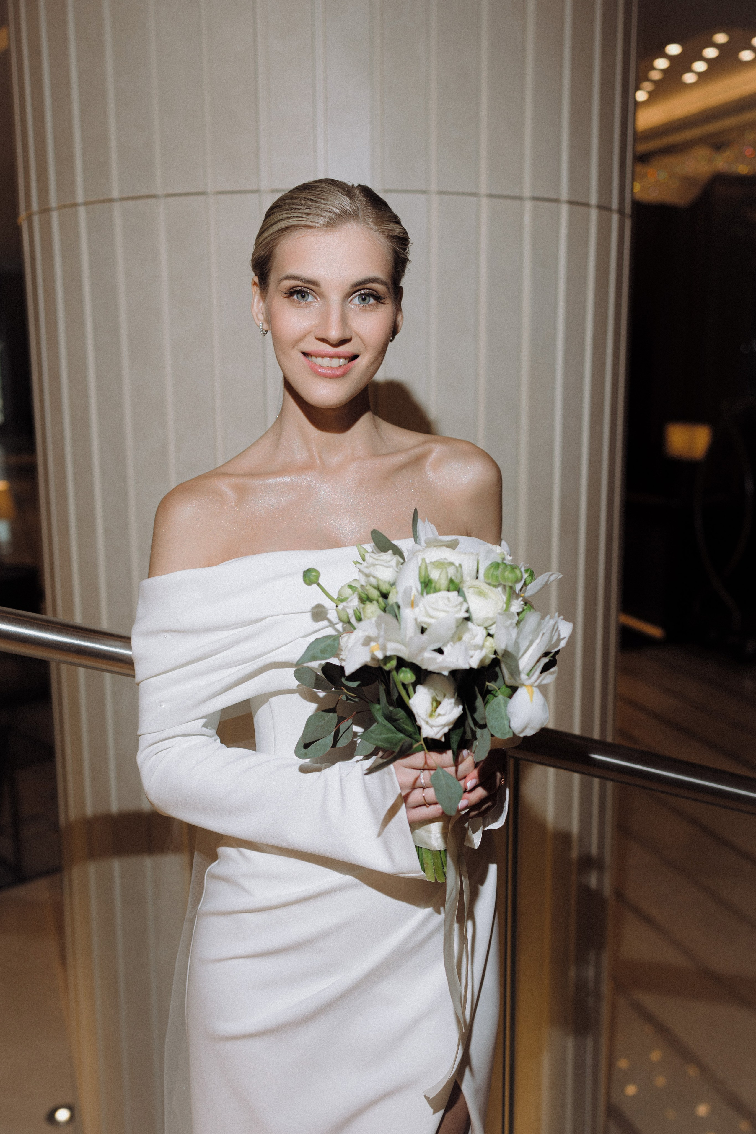 Свадебная фотосессия на стадионе Спартак. Свадебный фотограф в Москве. свадебная фотосессия Москва. Фотограф в Москве Валерия Рожкова