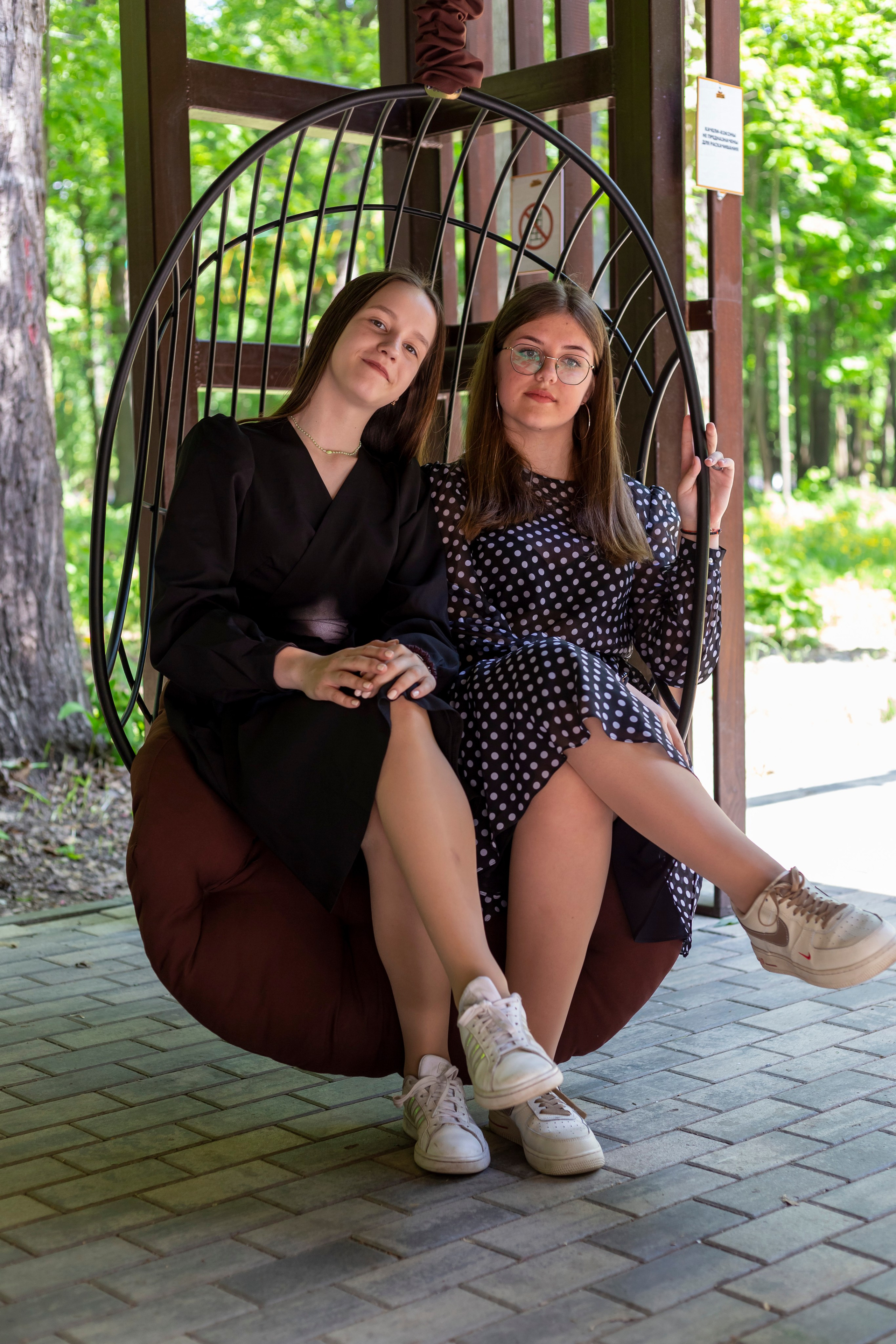 Фотосъемка 9 класс. Свадебный фотограф Марина Суворова и видеооператор Олег Петров