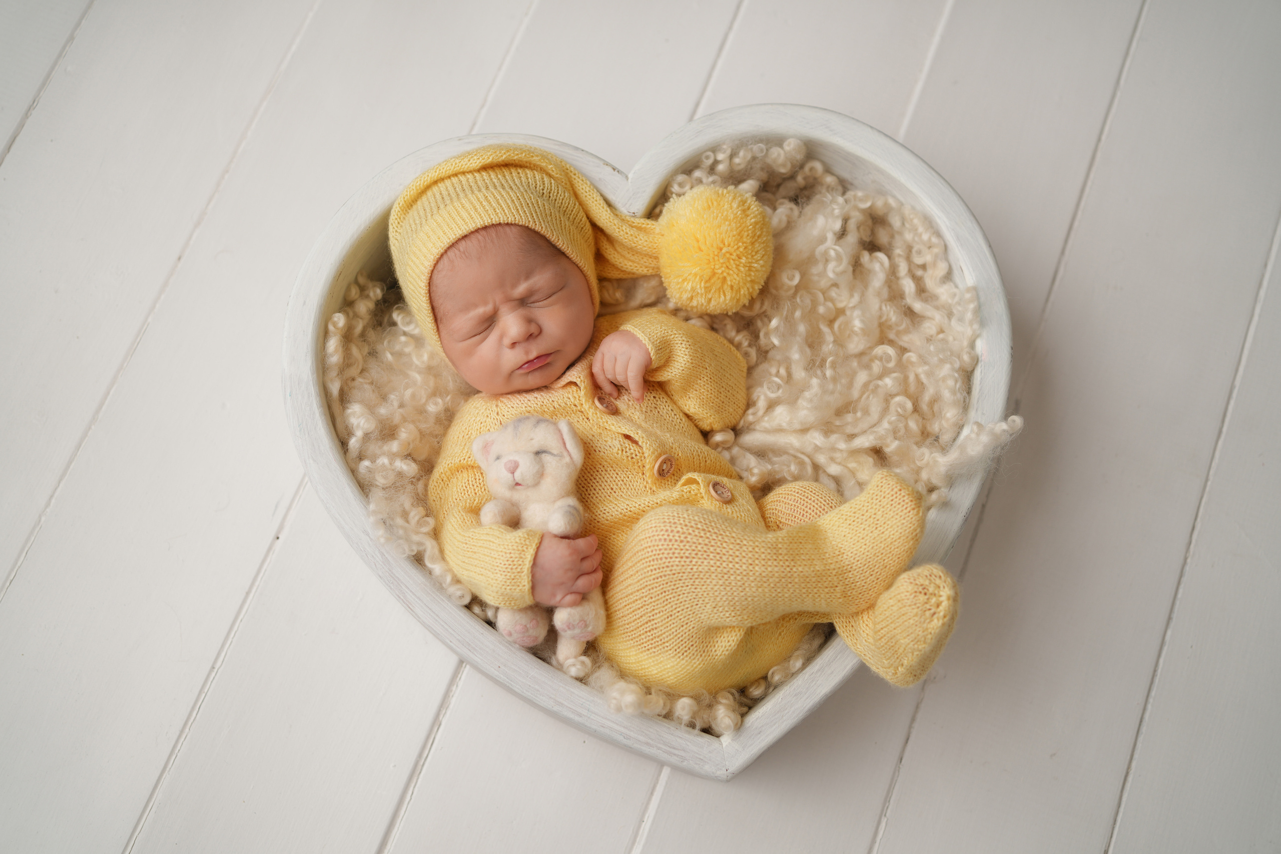 Детская фотосессия новорожденных мальчиков. Детский фотограф и фотограф новорожденных в Калининград Оксана Иваний