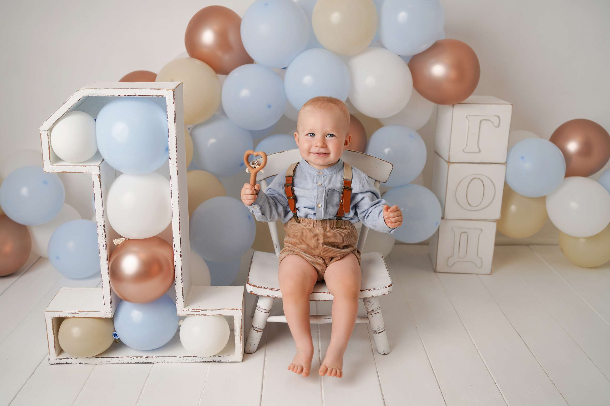 Детский фотограф в Калининграде нам очень понравилась.