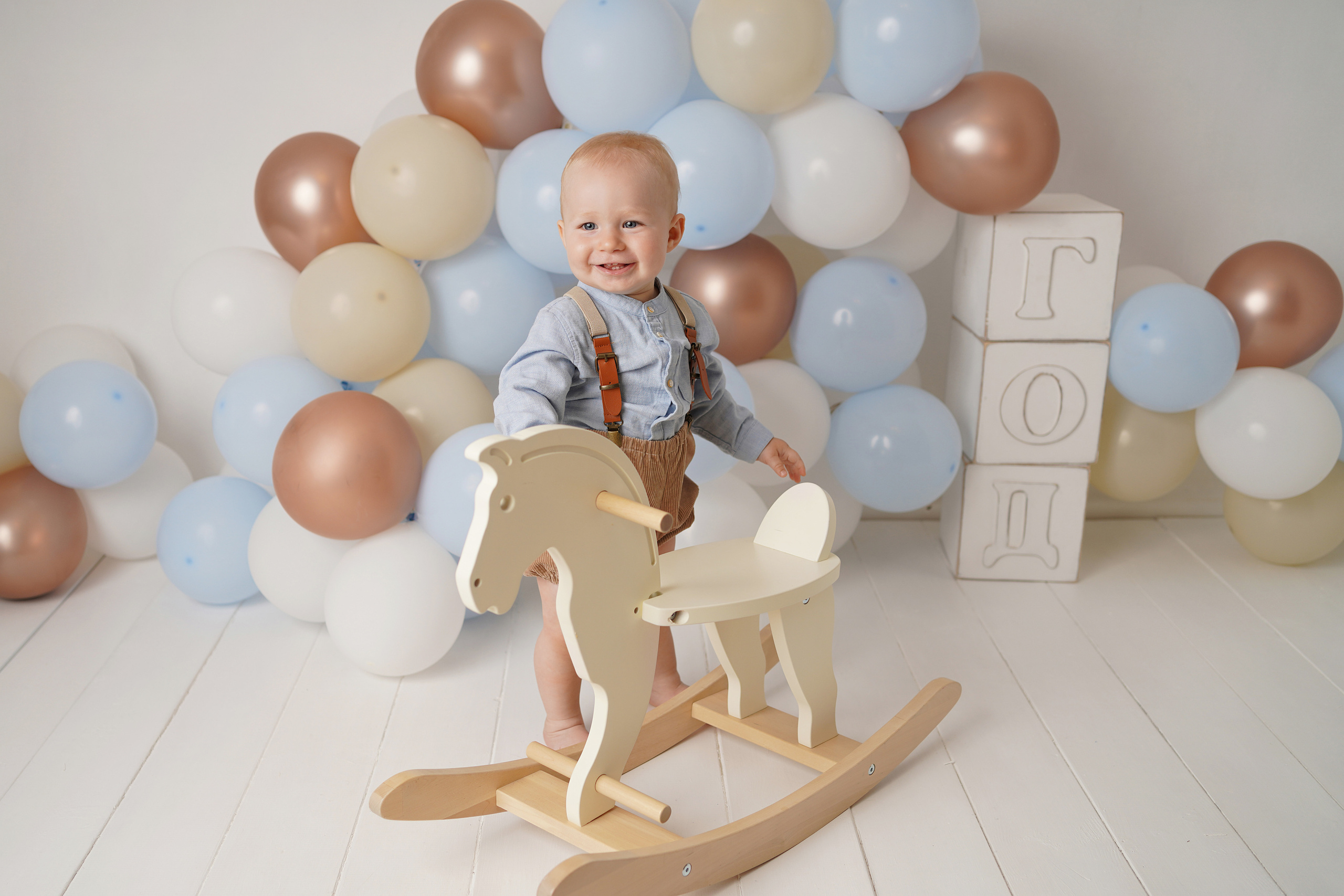 Детская фотосессия Первый годик Максима. Детский фотограф и фотограф новорожденных в Калининград Оксана Иваний