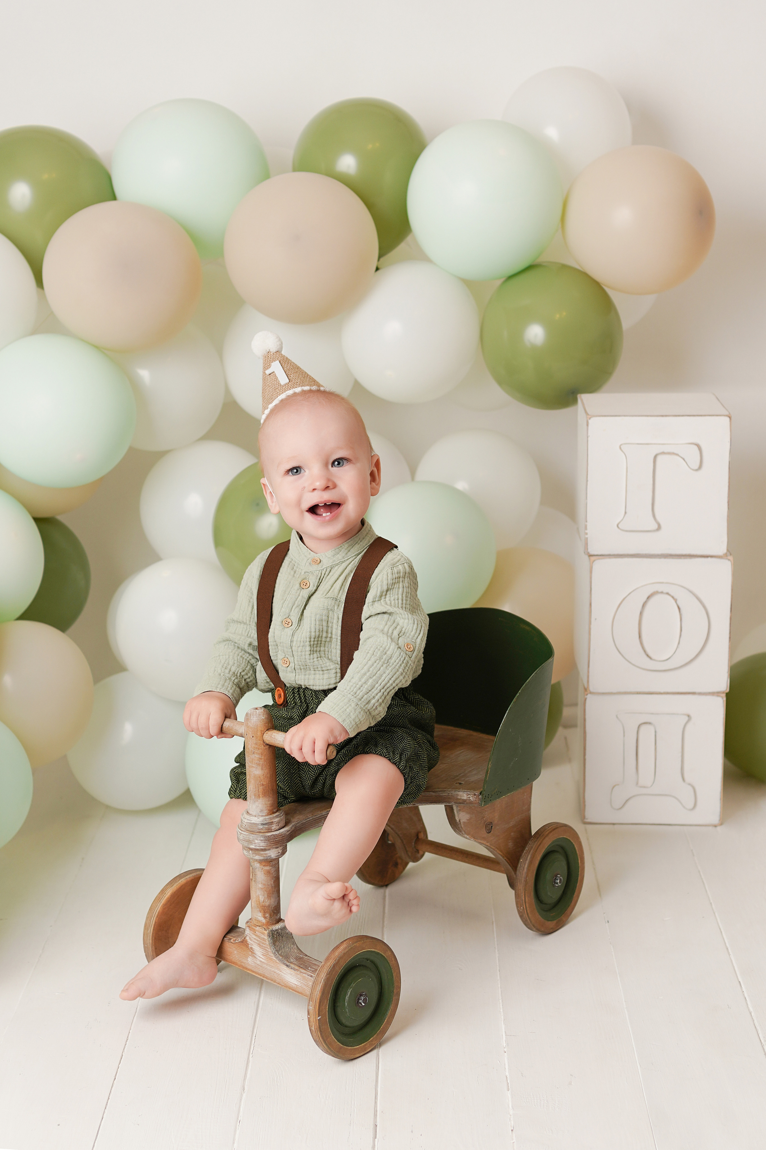 Детская фотосессия Первый годик Паши. Детский фотограф и фотограф новорожденных в Калининград Оксана Иваний