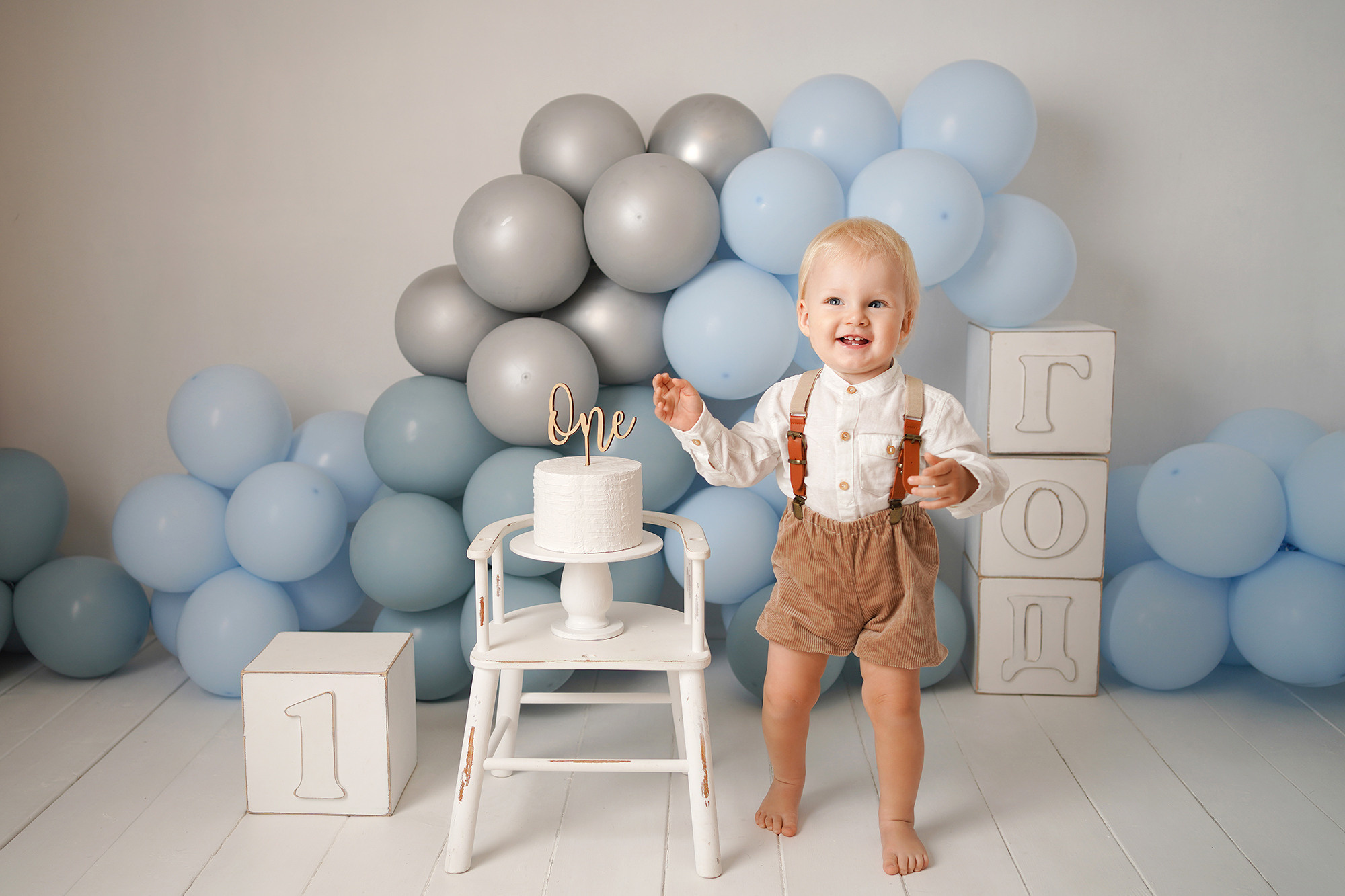 Детская фотосессия Первый год Максимки. Детский фотограф и фотограф новорожденных в Калининград Оксана Иваний