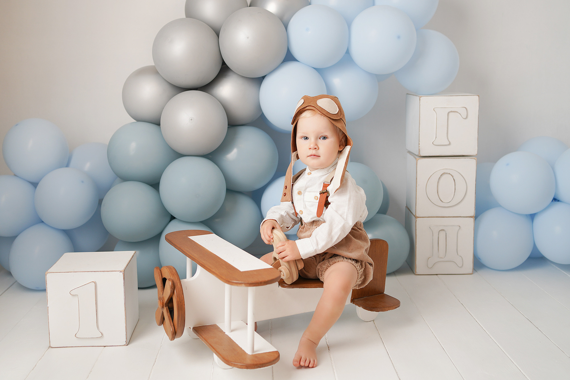 Детская фотосессия Первый год Максимки. Детский фотограф и фотограф новорожденных в Калининград Оксана Иваний