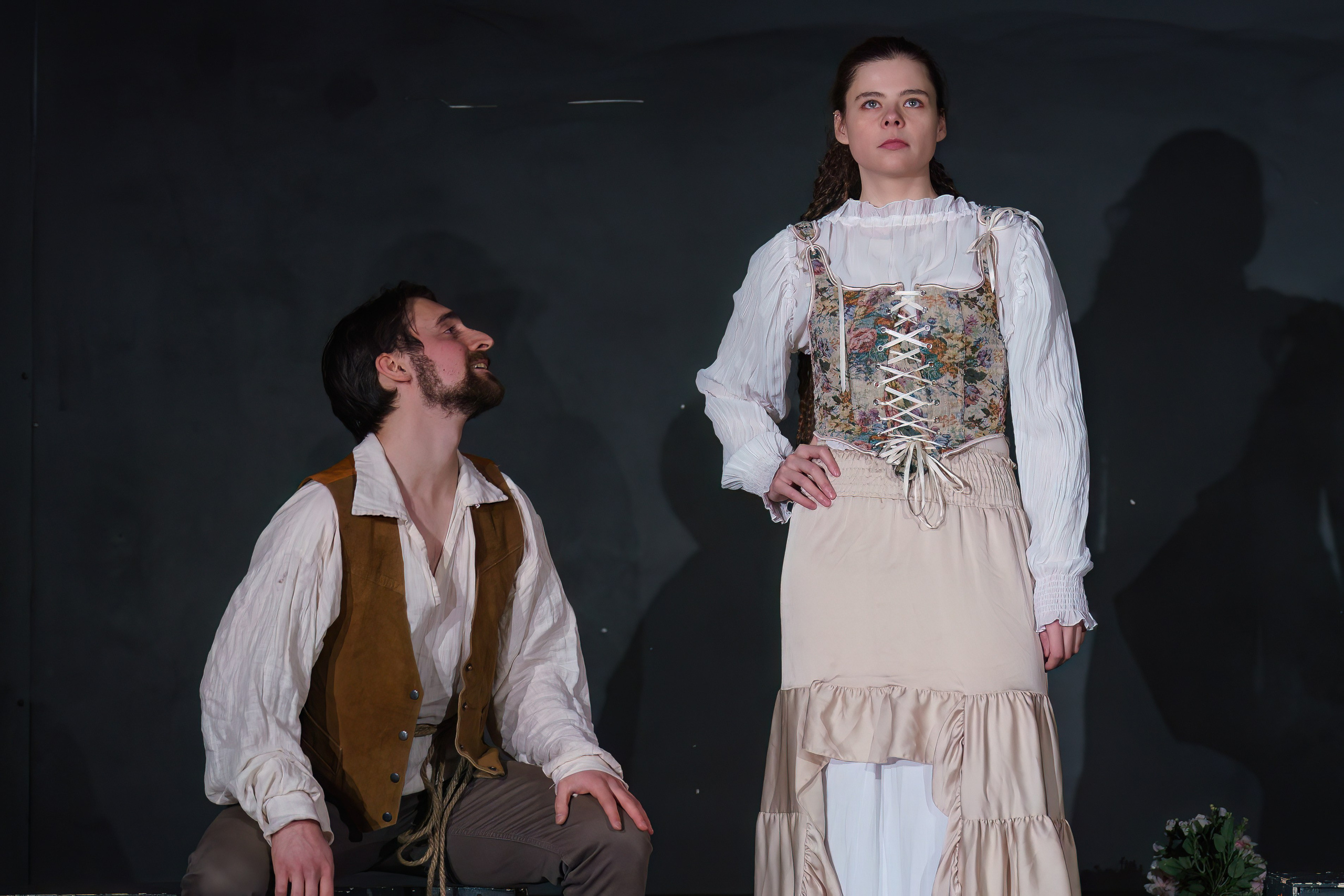 Отрывки из пьес. Продвинутые курсы по обучению актерскому мастерству. Театральная фотография