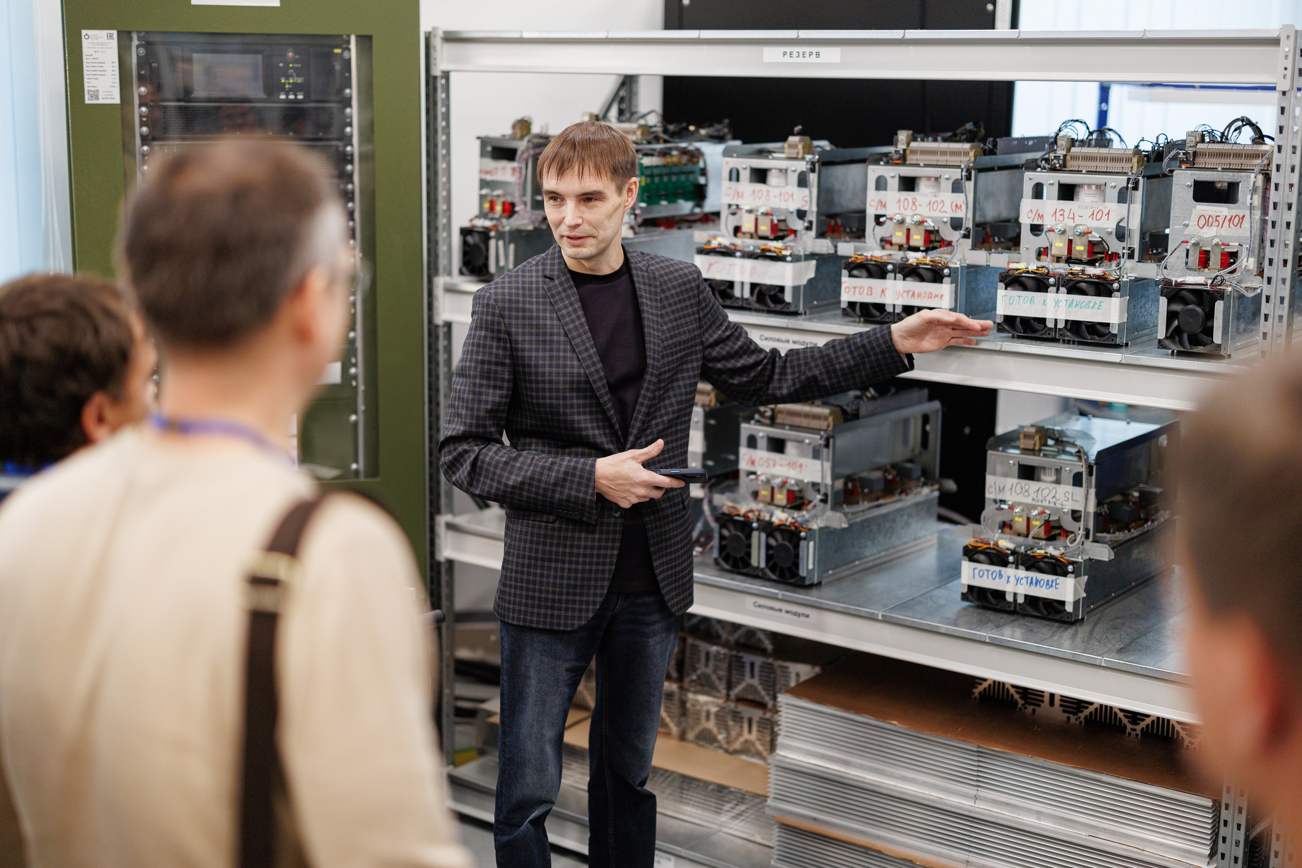 Вольтаг — Экскурсия по производству. Контент для бизнеса в Екатеринбурге Полдень Медиа