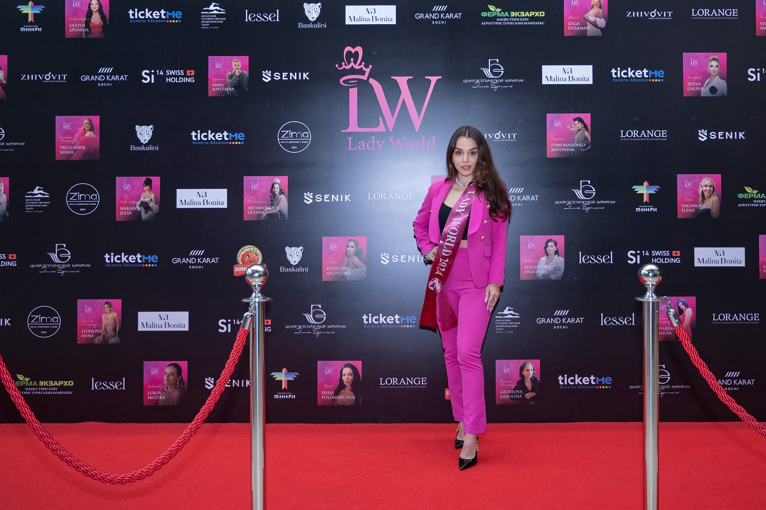 Церемония открытия Конкурса красоты «LADY WORLD» 2024. Фотографирую счастливых людей в Сочи