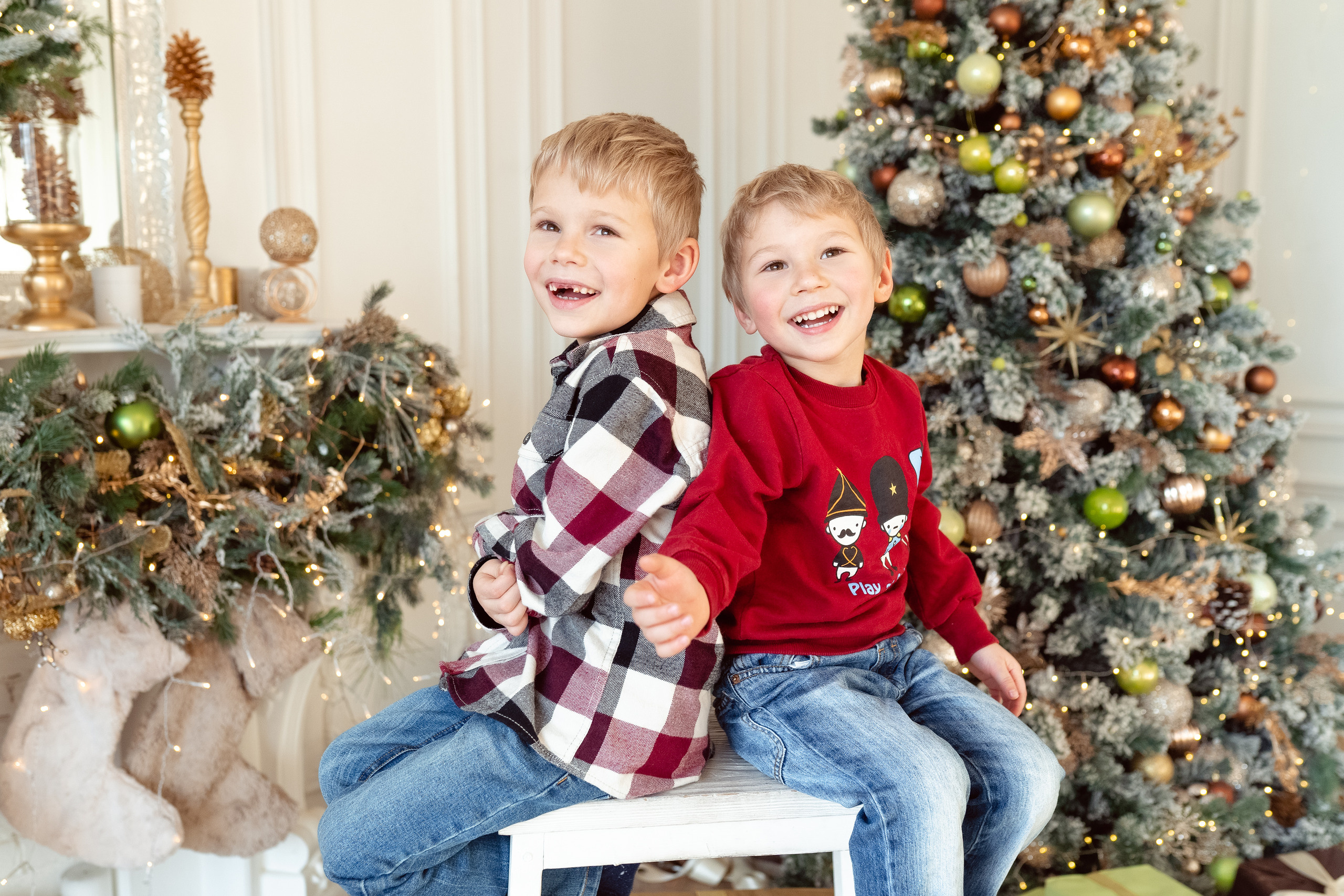 Мария, Евгений, Артем, Тихон. Nadia Fay