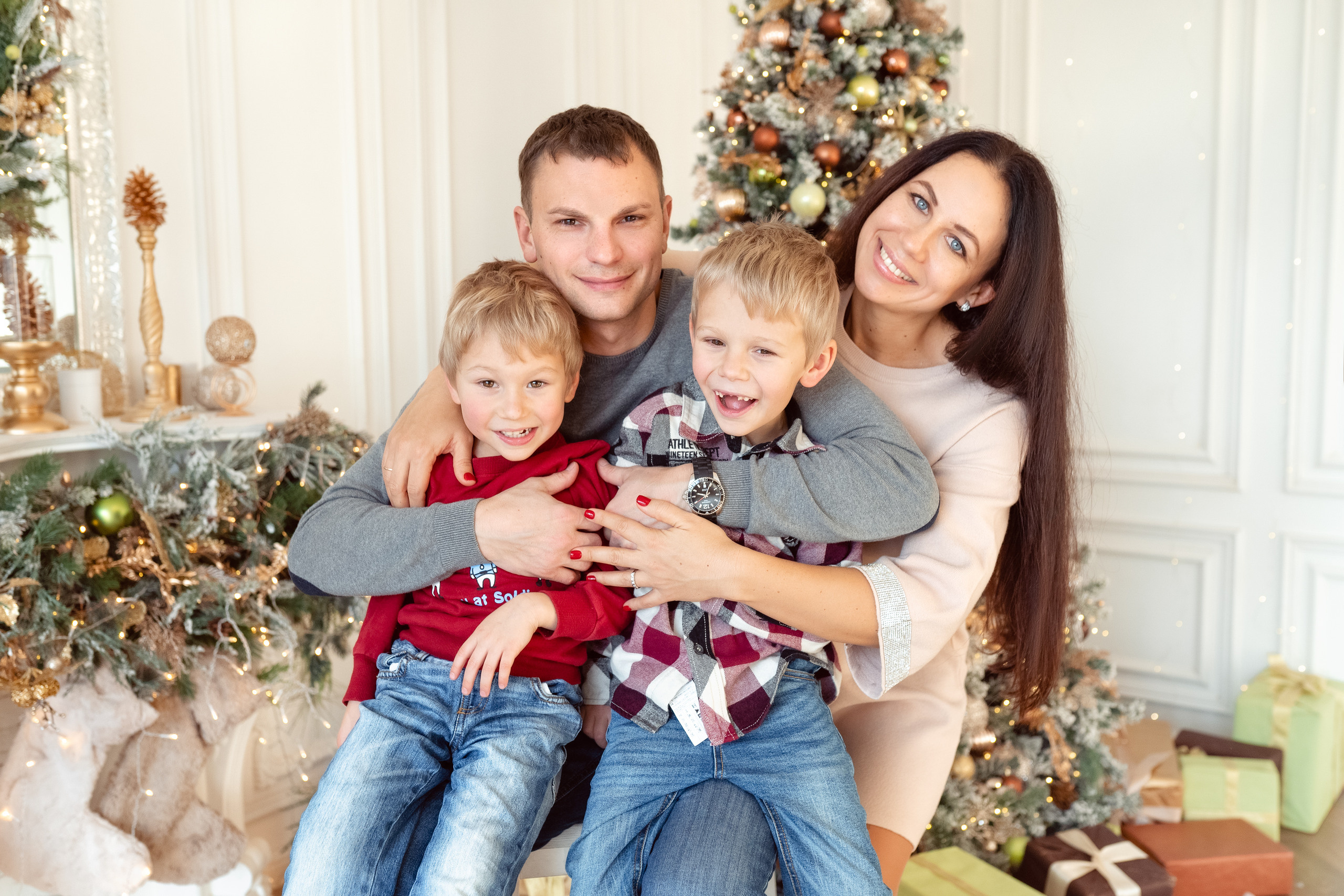 Мария, Евгений, Артем, Тихон. Nadia Fay