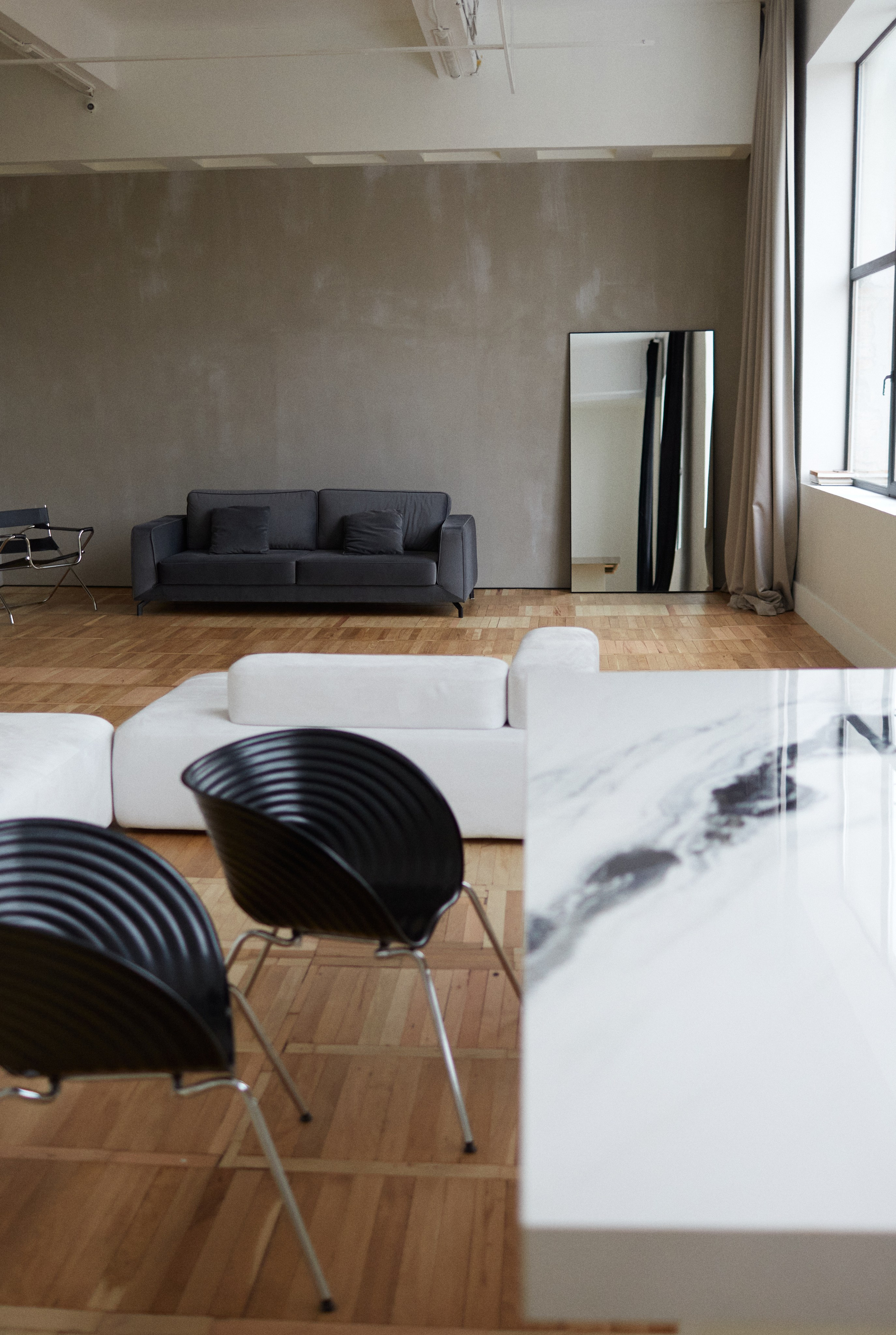 Зал ПАРКЕТ. Детский семейный фотограф Краснодар