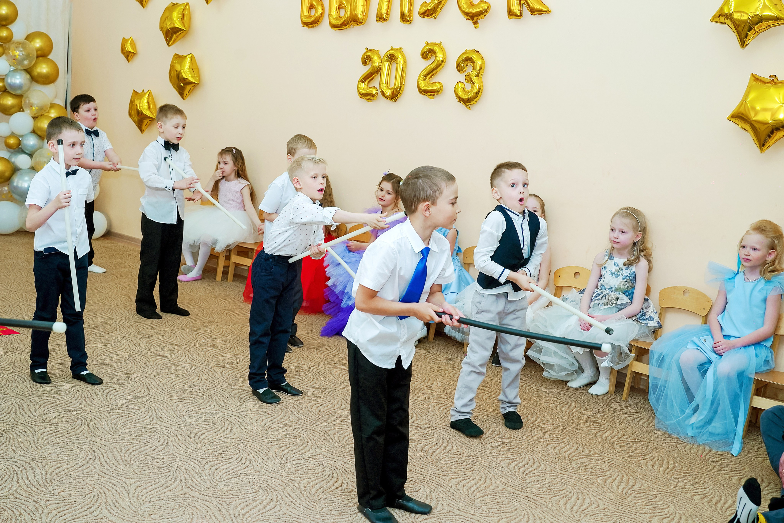 Фотосъемка видеосъёмка фотограф видеооператор новогодних утренников  в. Фотограф, видеооператор Нина Коршунова