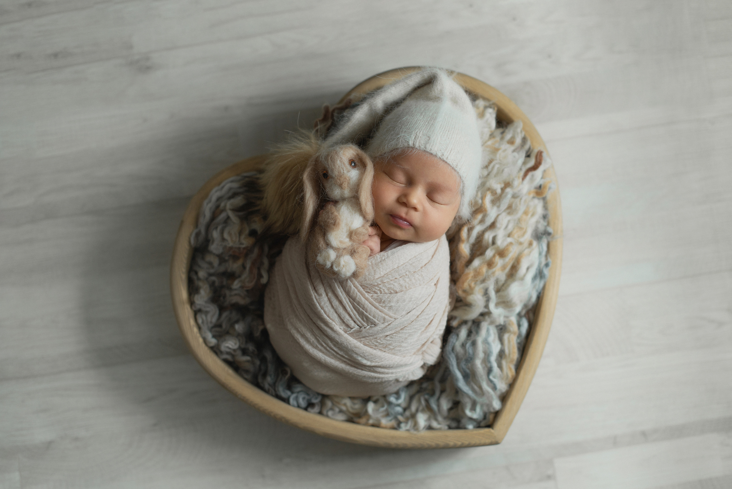 Фотосъемка новорожденного. Фотограф беременности, новорожденных и детей до года в Челябинске Волк