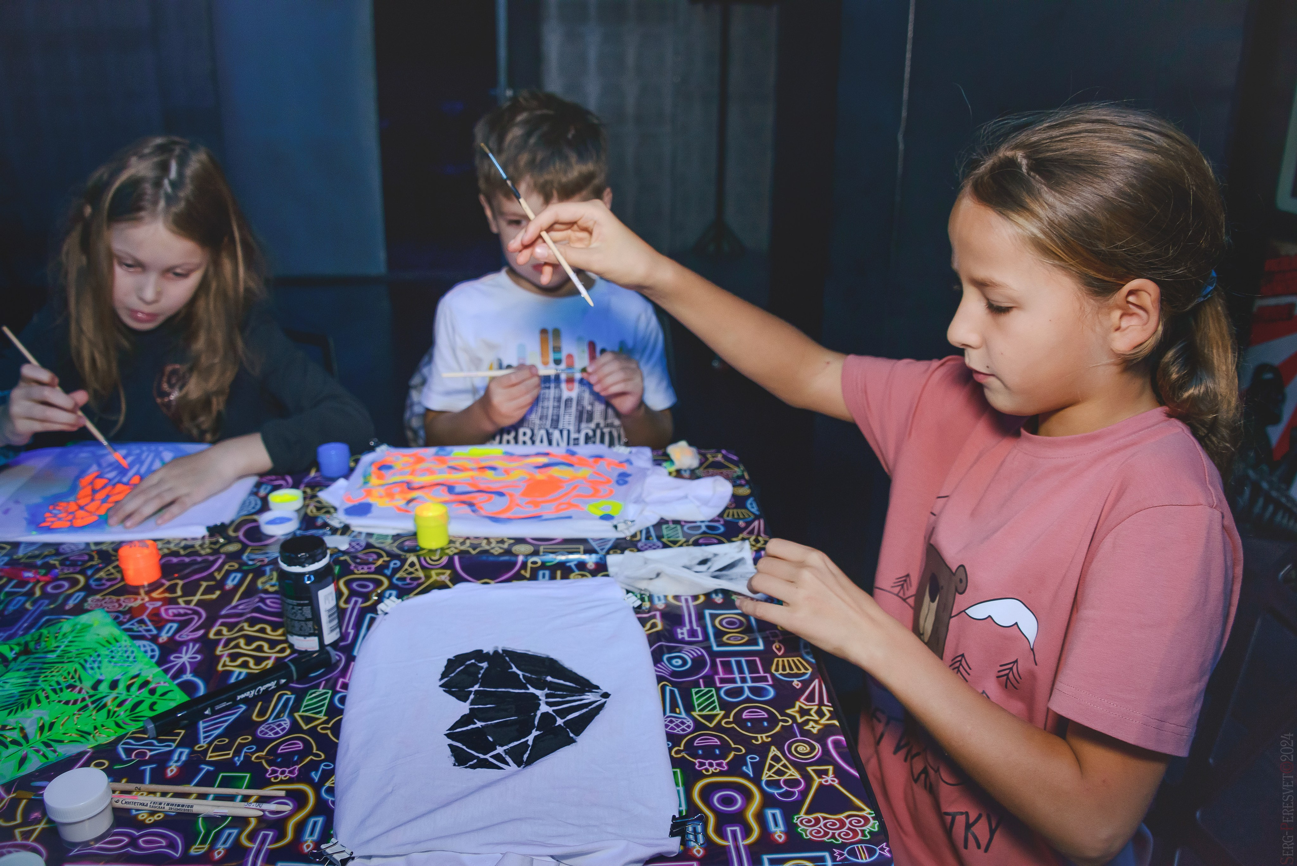 Роспись футболок мастер-класс, Детский день рождения, Лазертаг-клуб «Sтанция 2025». Ваш фотограф на праздник в Москве, Раменском, Жуковском, Люберцах
