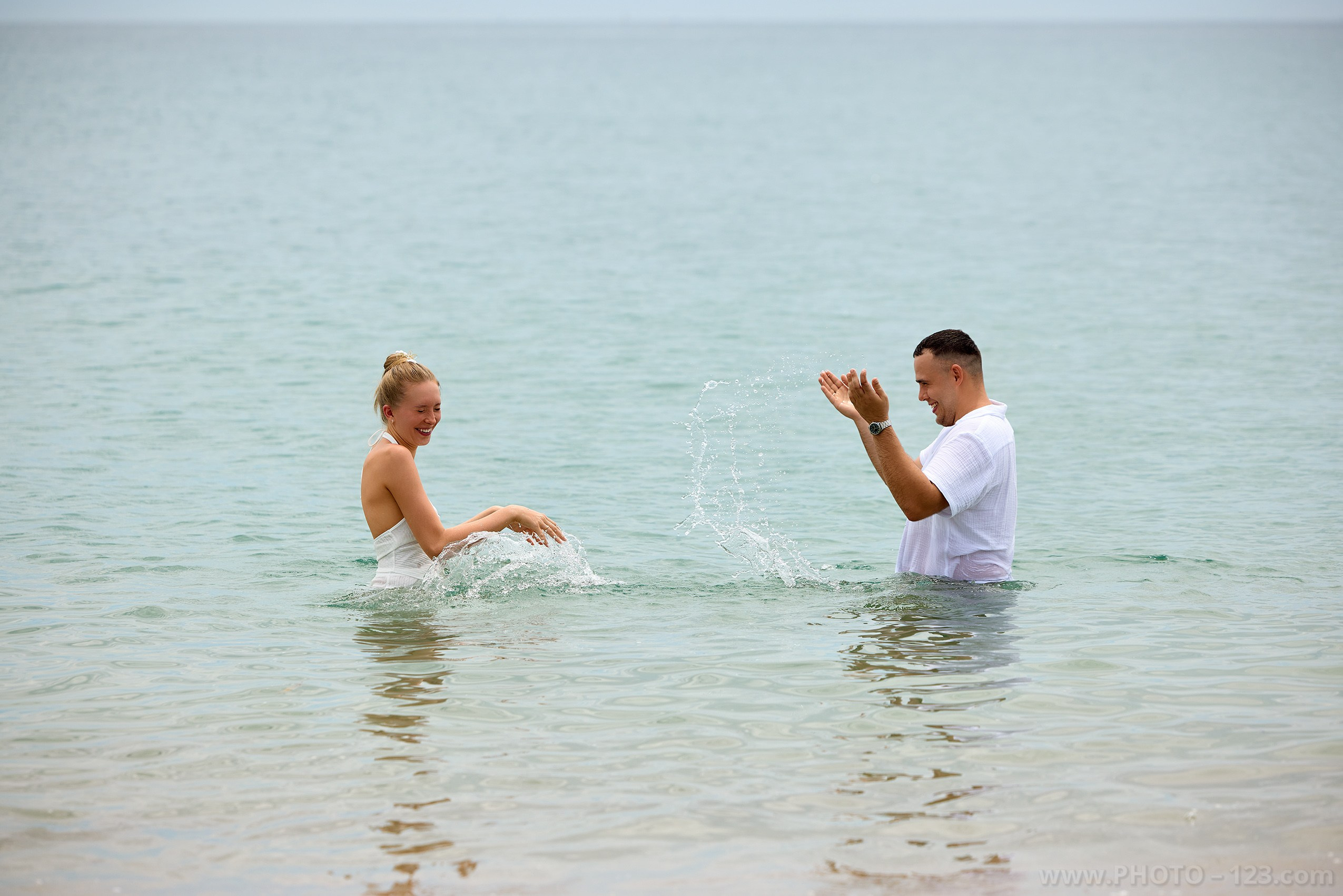Family Photoshoot in Nha Trang Park & Beach. Commercial & Lifestyle Photographer in Nha Trang | photo-123.com
