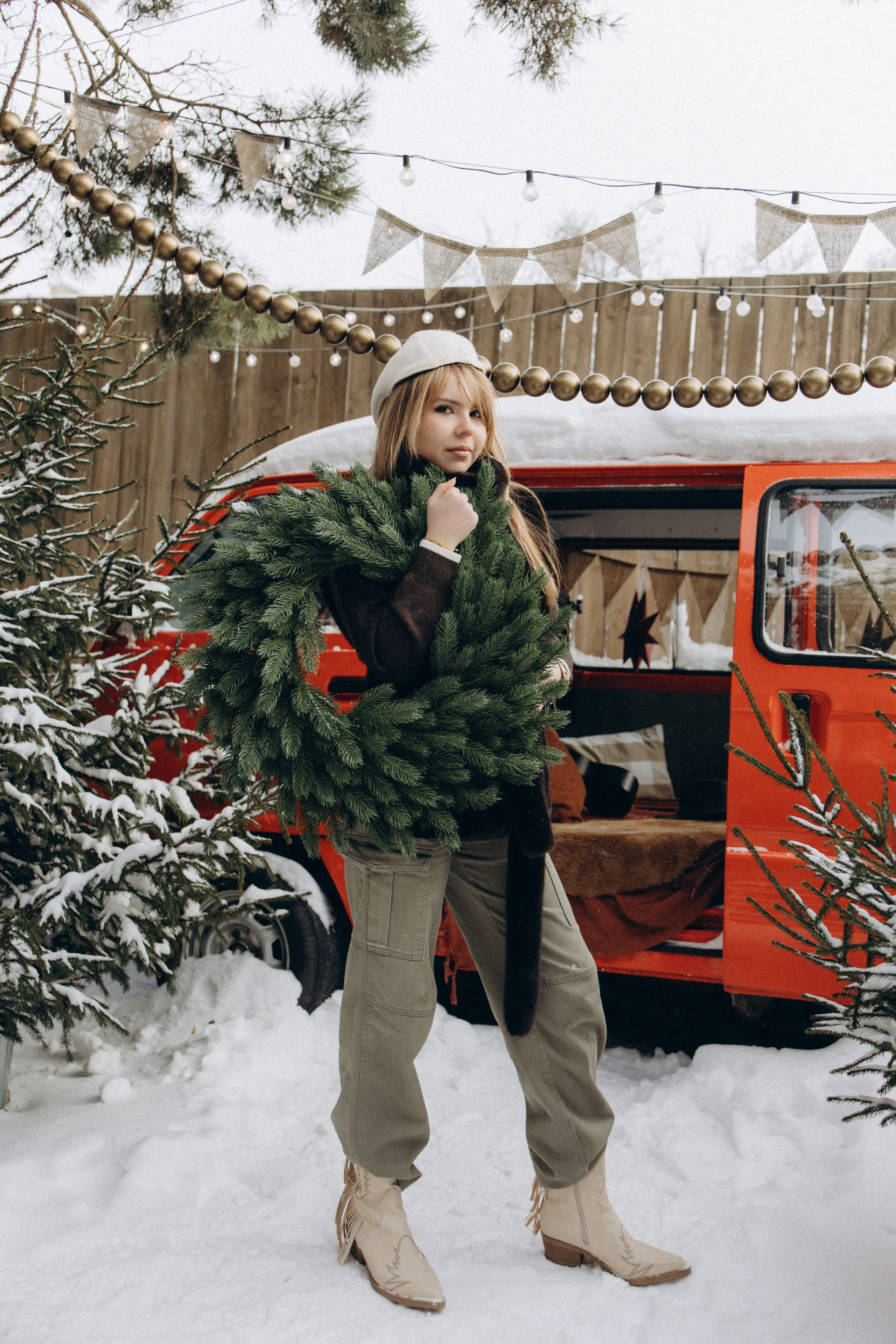 Кристина, Слава, Злата