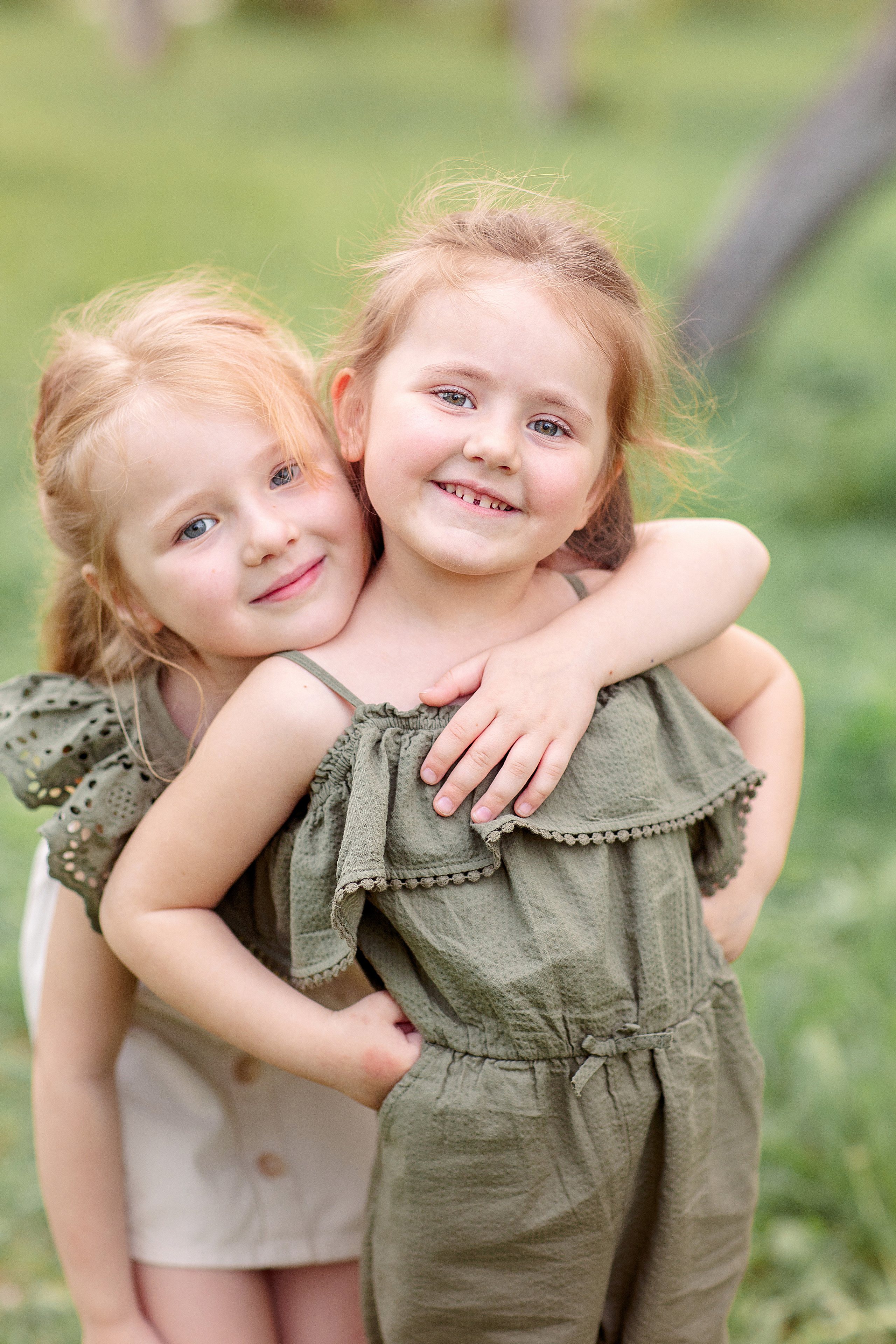 Семейная фотосессия в цветущих садах. Весна 2021. Семейный и детский фотограф в Пензе Анна Михайлова