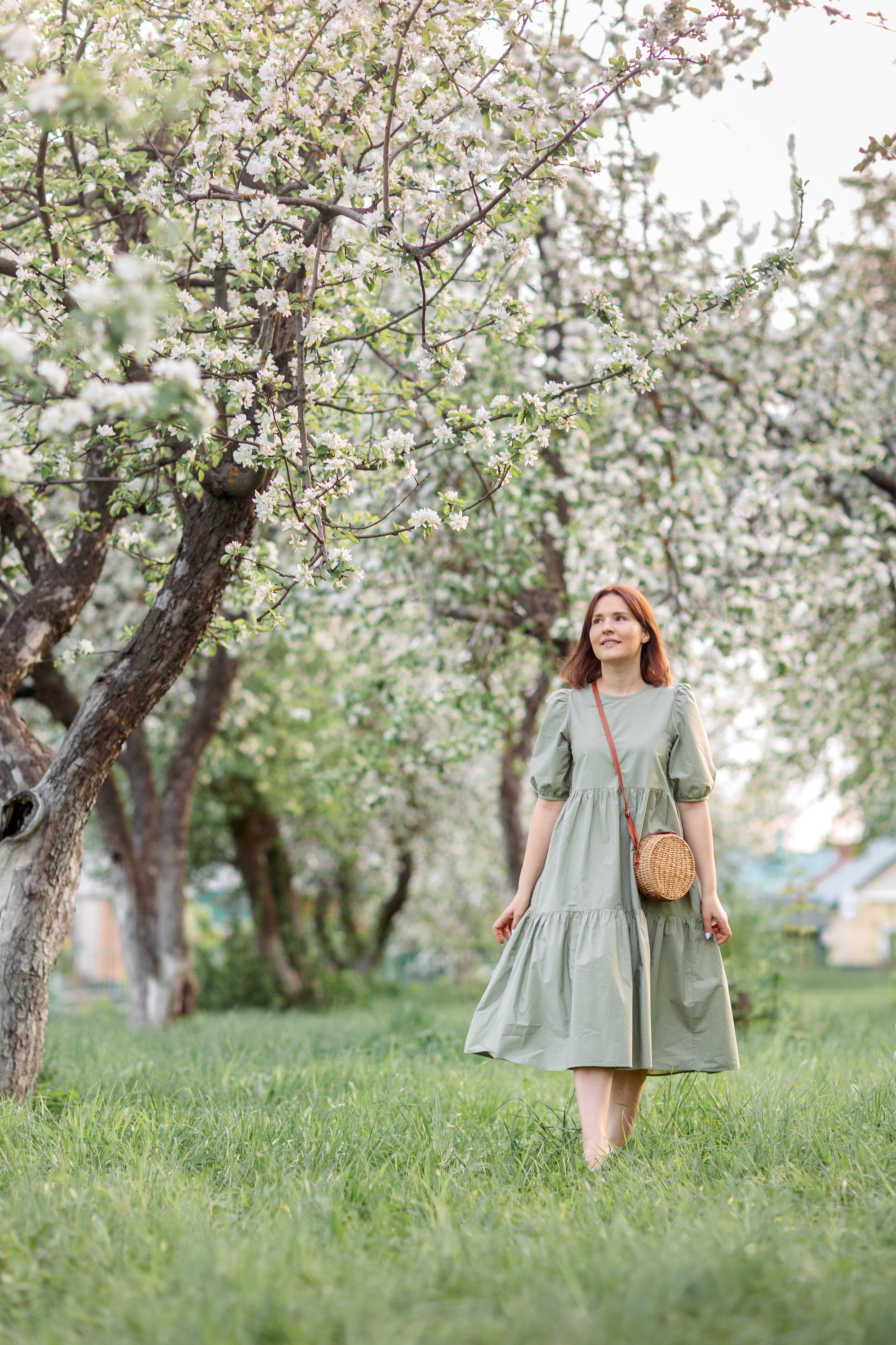 Семейная фотосессия в цветущих садах. Весна 2021. Семейный и детский фотограф в Пензе Анна Михайлова