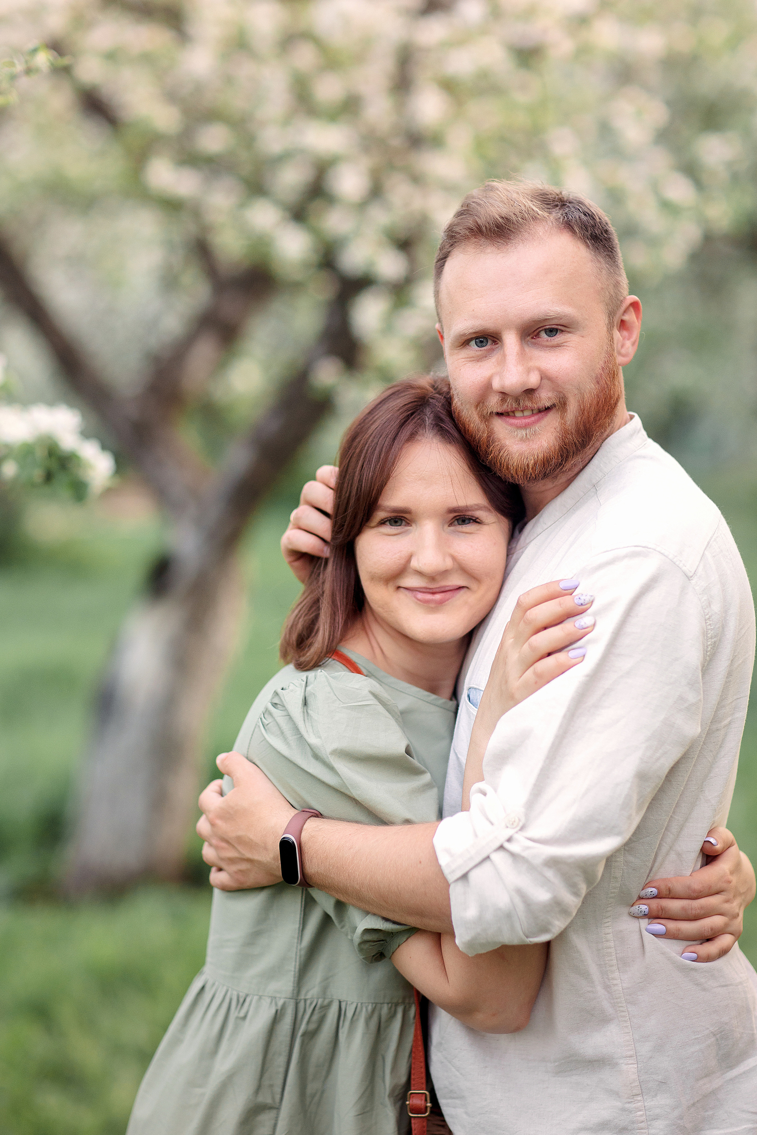 Семейная фотосессия в цветущих садах. Весна 2021. Семейный и детский фотограф в Пензе Анна Михайлова