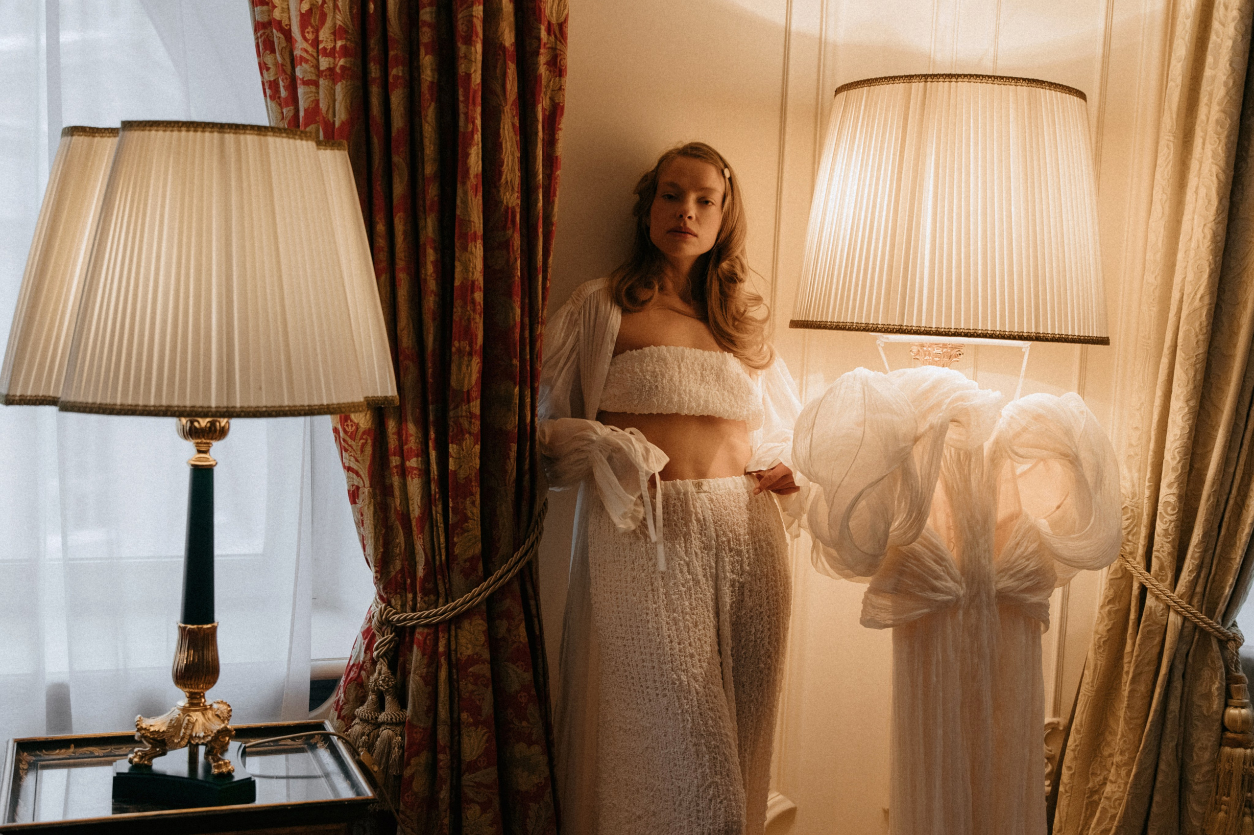 Свадебная фотосъемка в отеле Савой. Свадебный фотограф Москва