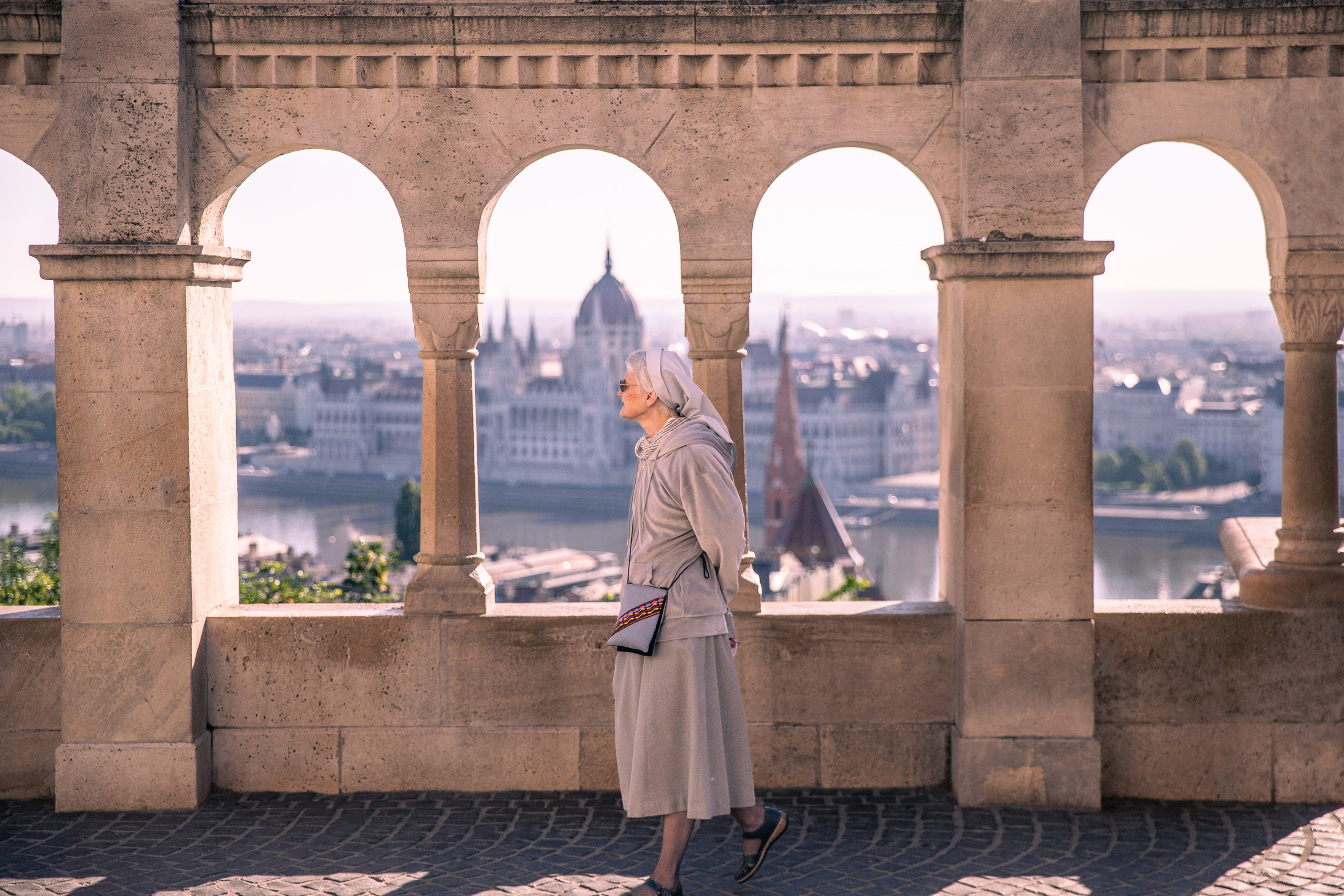 STREET PHOTOGRAPHY. Photographer in Budapest  — Yura Knyazev