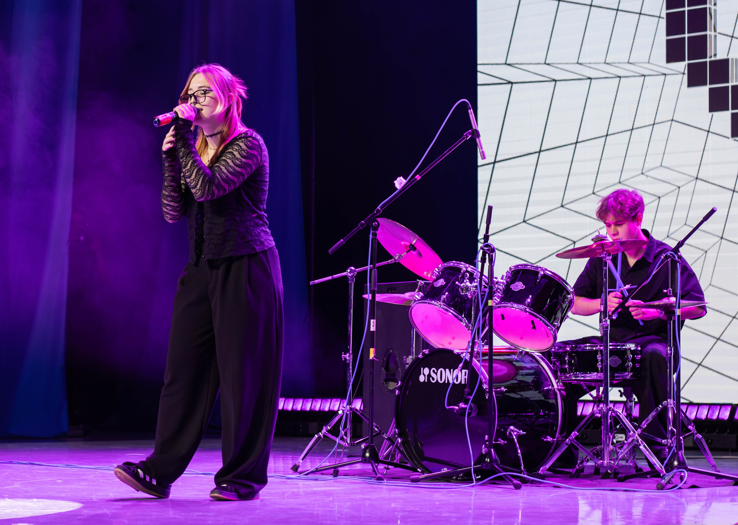 «СВОЯ ВОЛНА» ДВФУ 2025. Репортажный фотограф во Владивостоке Анастасия Кострова