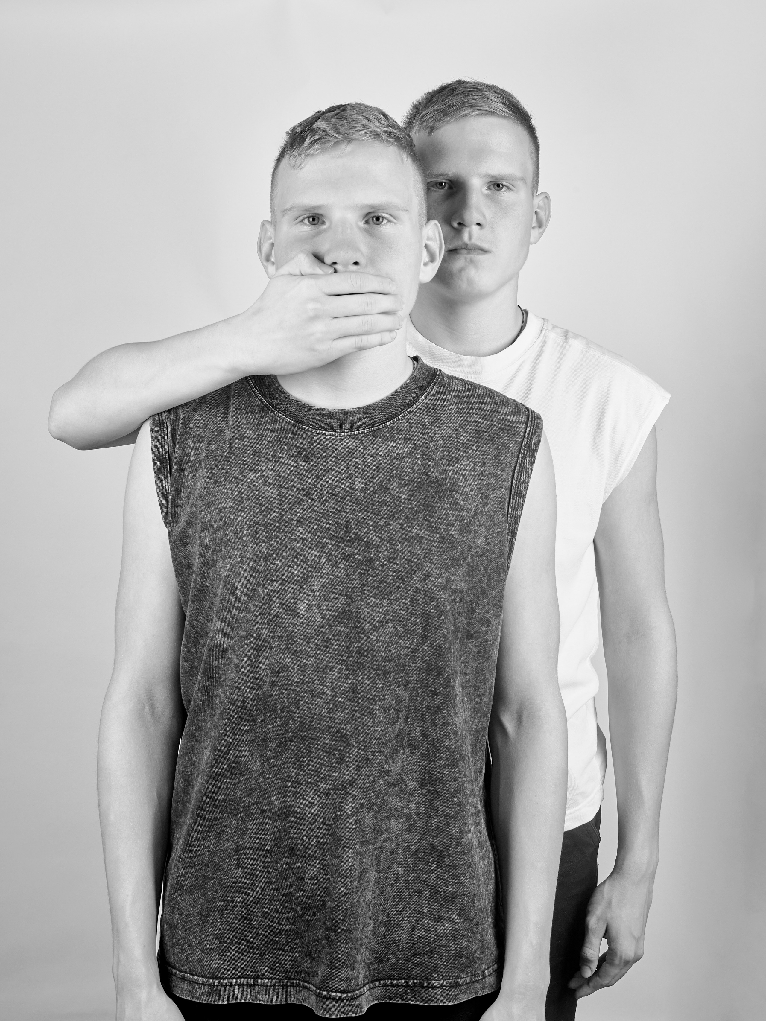 Близнецы Олег и Глеб. Предметный и семейный фотограф в Санкт-Петербурге Катерина Стеклова