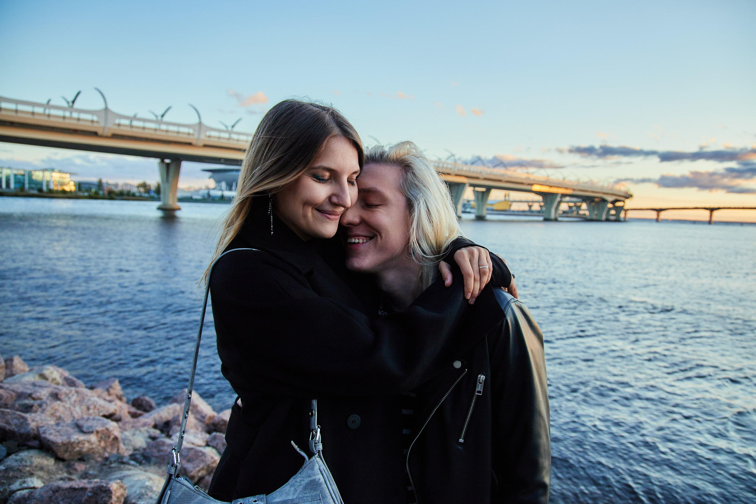 Полина и Рома, финский залив. Репортажный фотограф Алёна Кантемирова