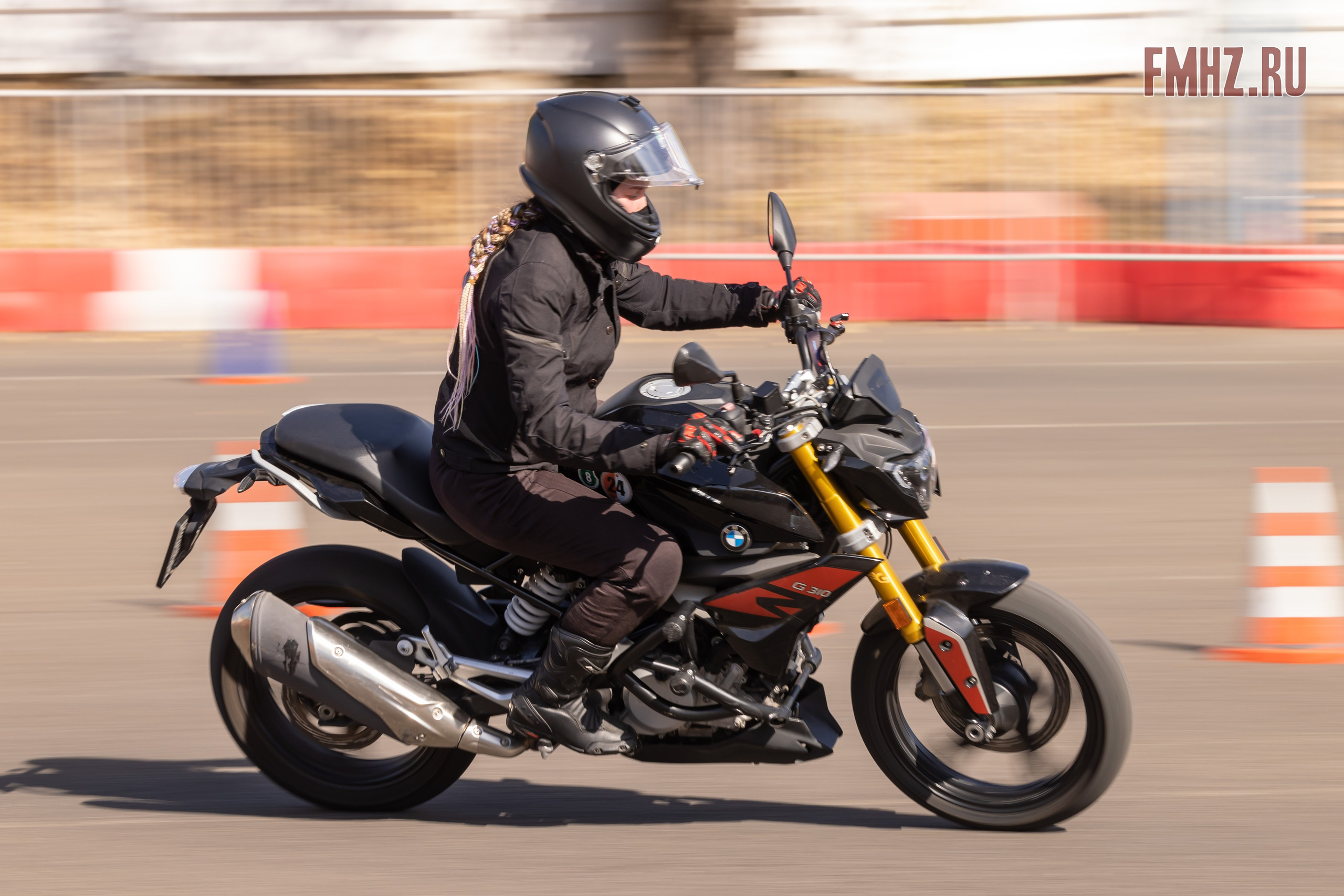 Соревнования по мотоджимхане на площадке Мосгортранс 15.09.2024. Фотограф Владимир Охрименко