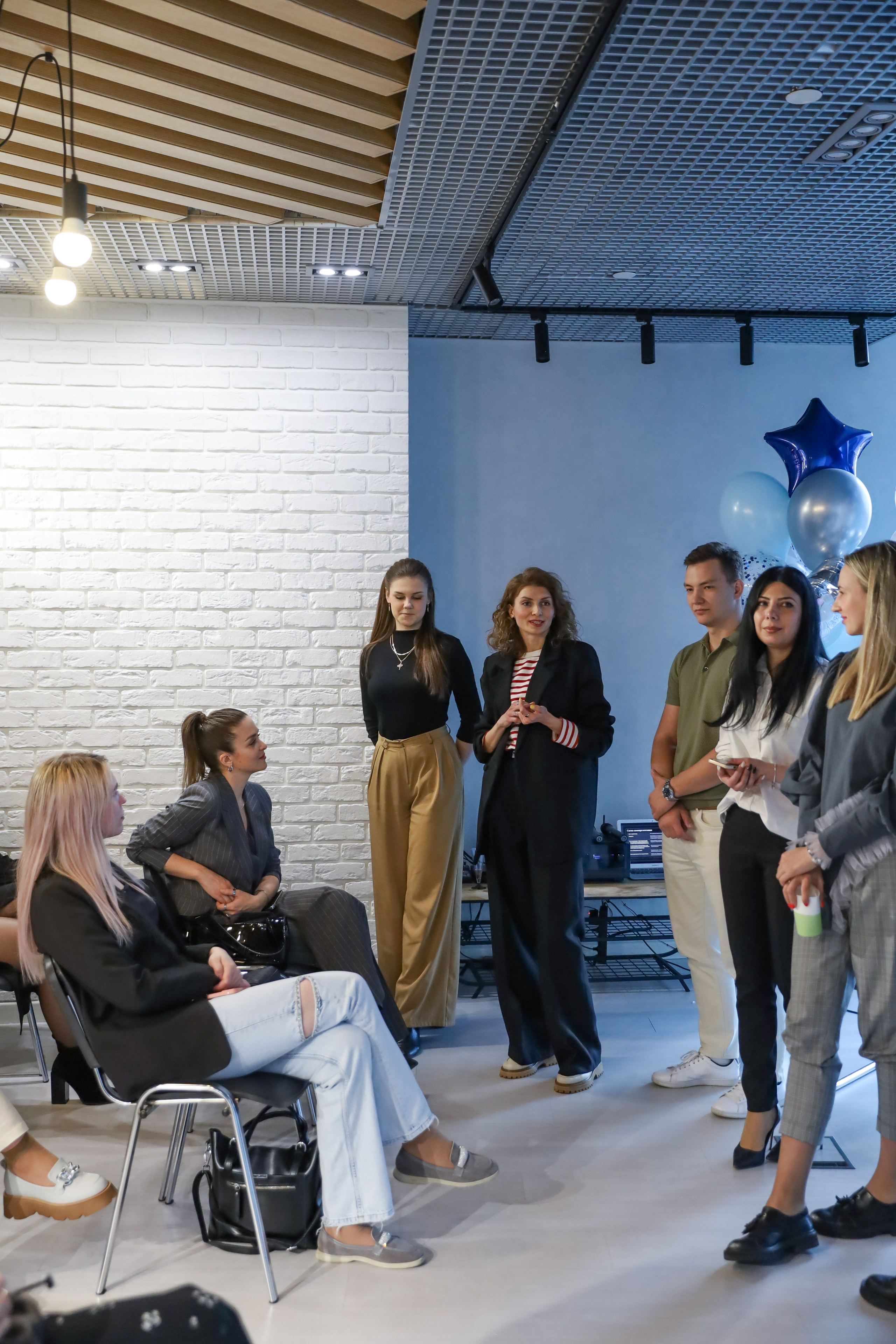 КОНФЕРЕНЦИЯ ВЫПУСКНИКОВ ШКОЛЫ ПРОДЮСИРОВАНИЯ АННЫ НОВИКОВОЙ. Фотограф мероприятий Ирина Каширина