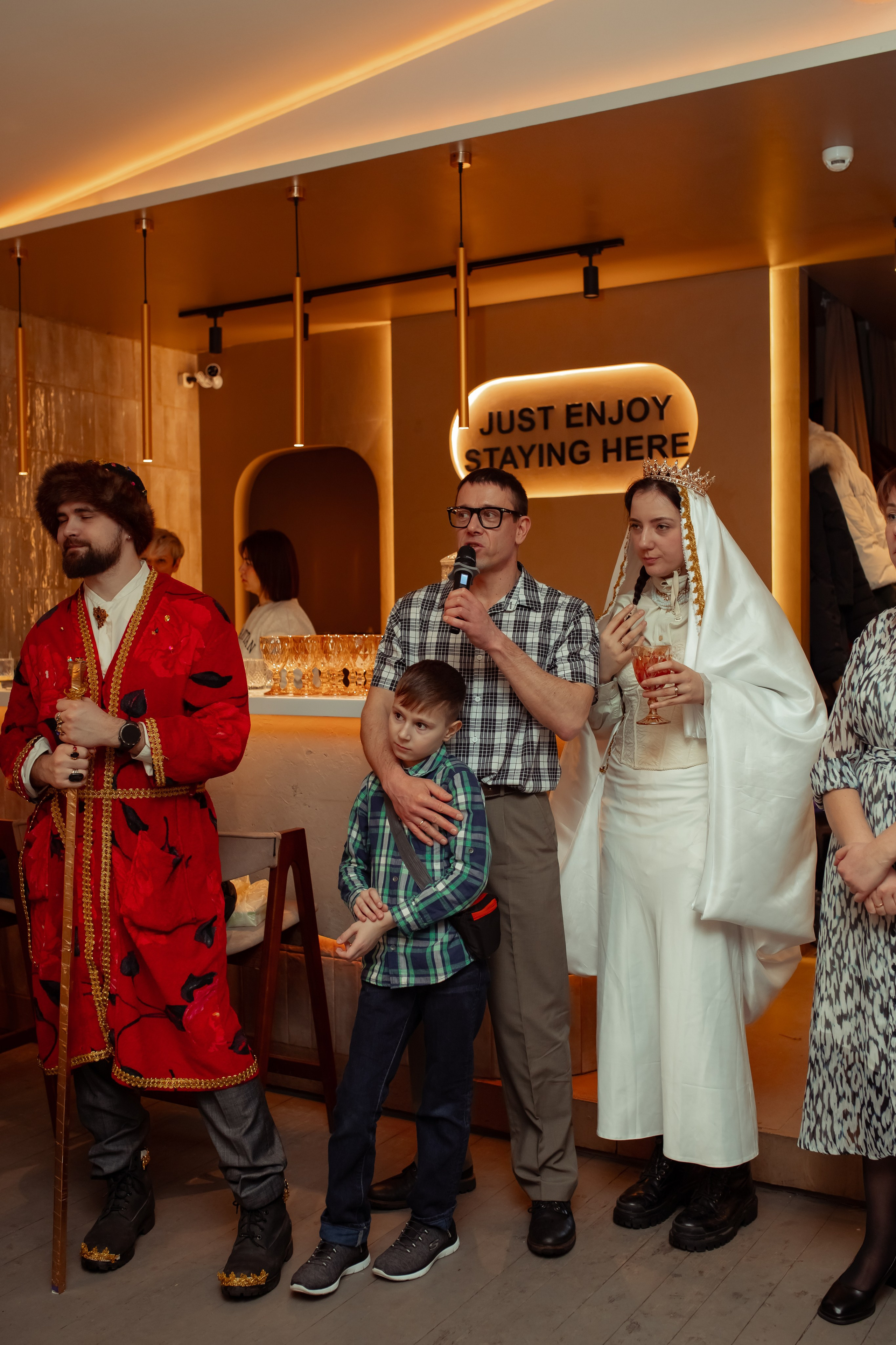 Юбилей Анны в стиле Гайдая. Семейный и детский фотограф в Москве Дорогова Екатерина