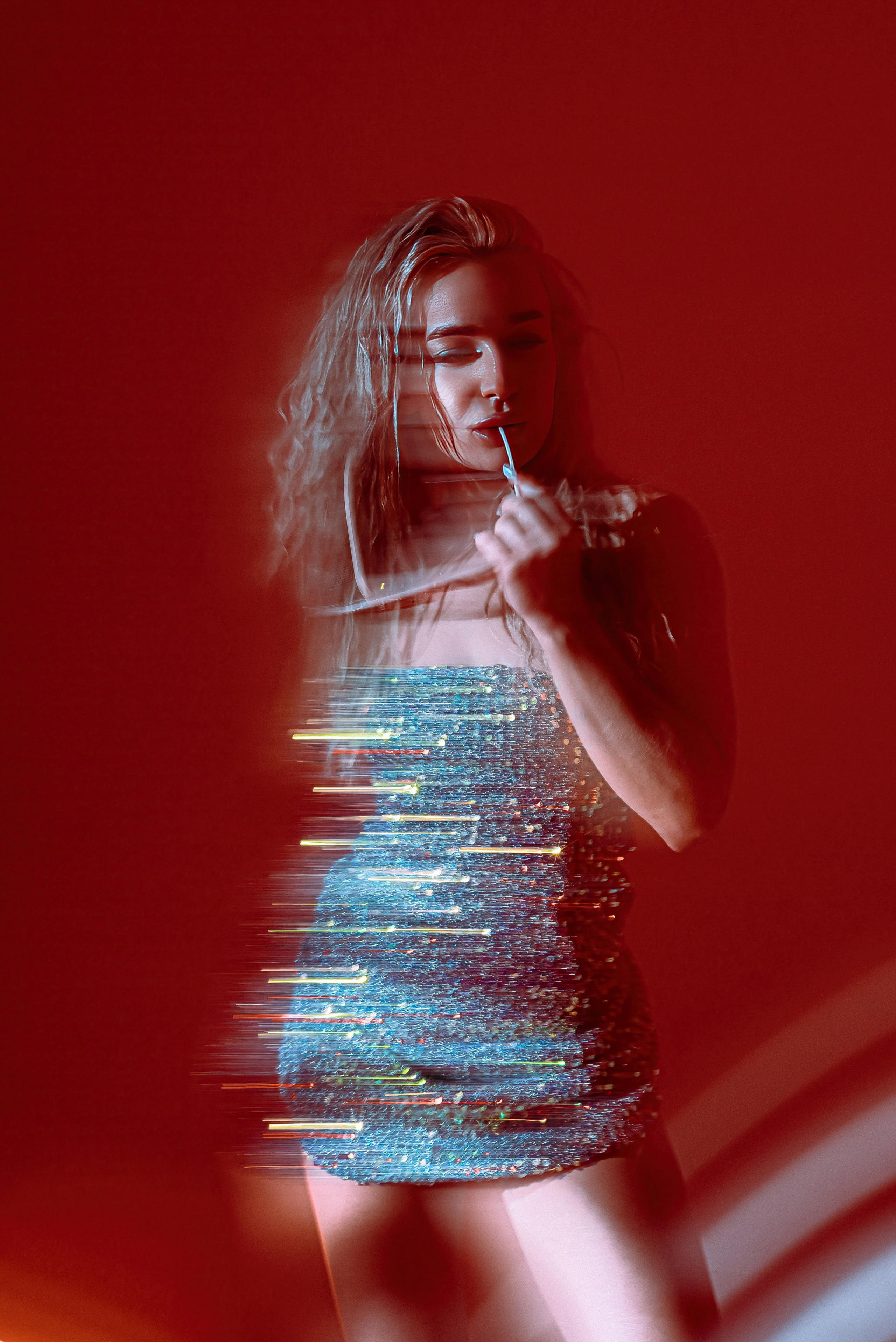 Фотосессия в студии с цветным светом