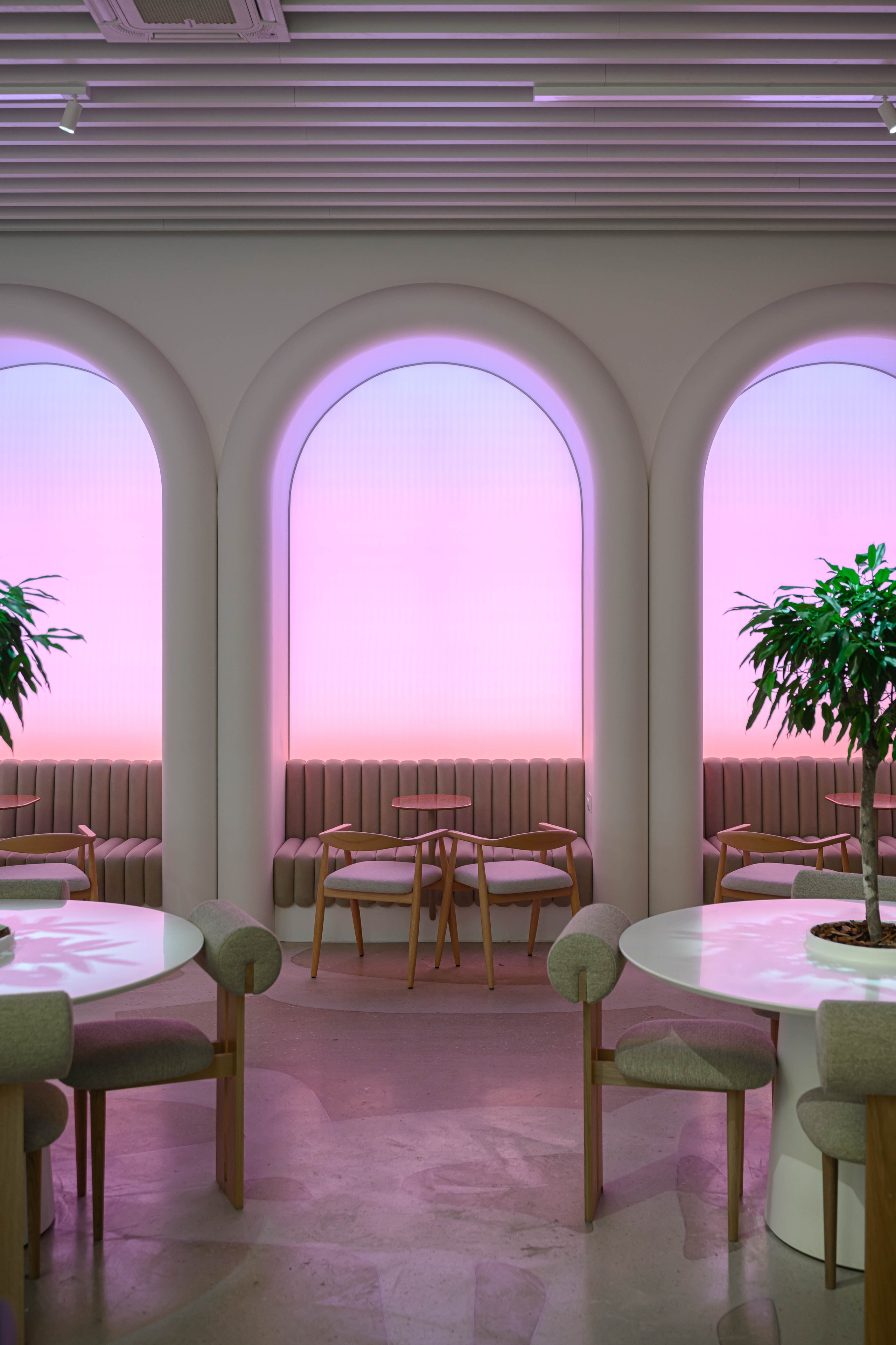 Фотосъемка мебели кофейни в холле аппартаментов Well. Интерьерный и репортажный фотограф в Санкт-Петербурге