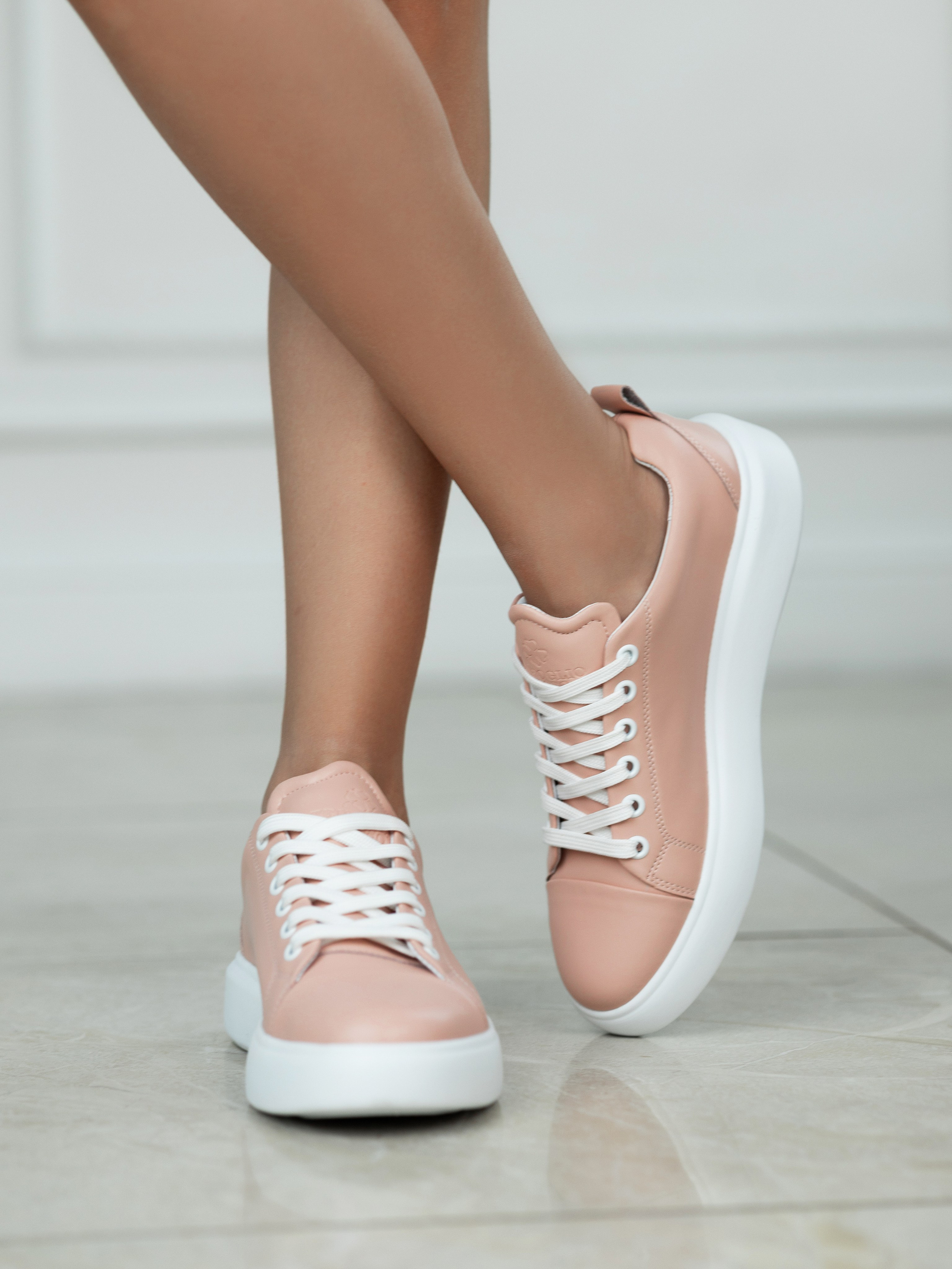 Кроссовки. Фотограф в Ростове-на-Дону Мария Аверина