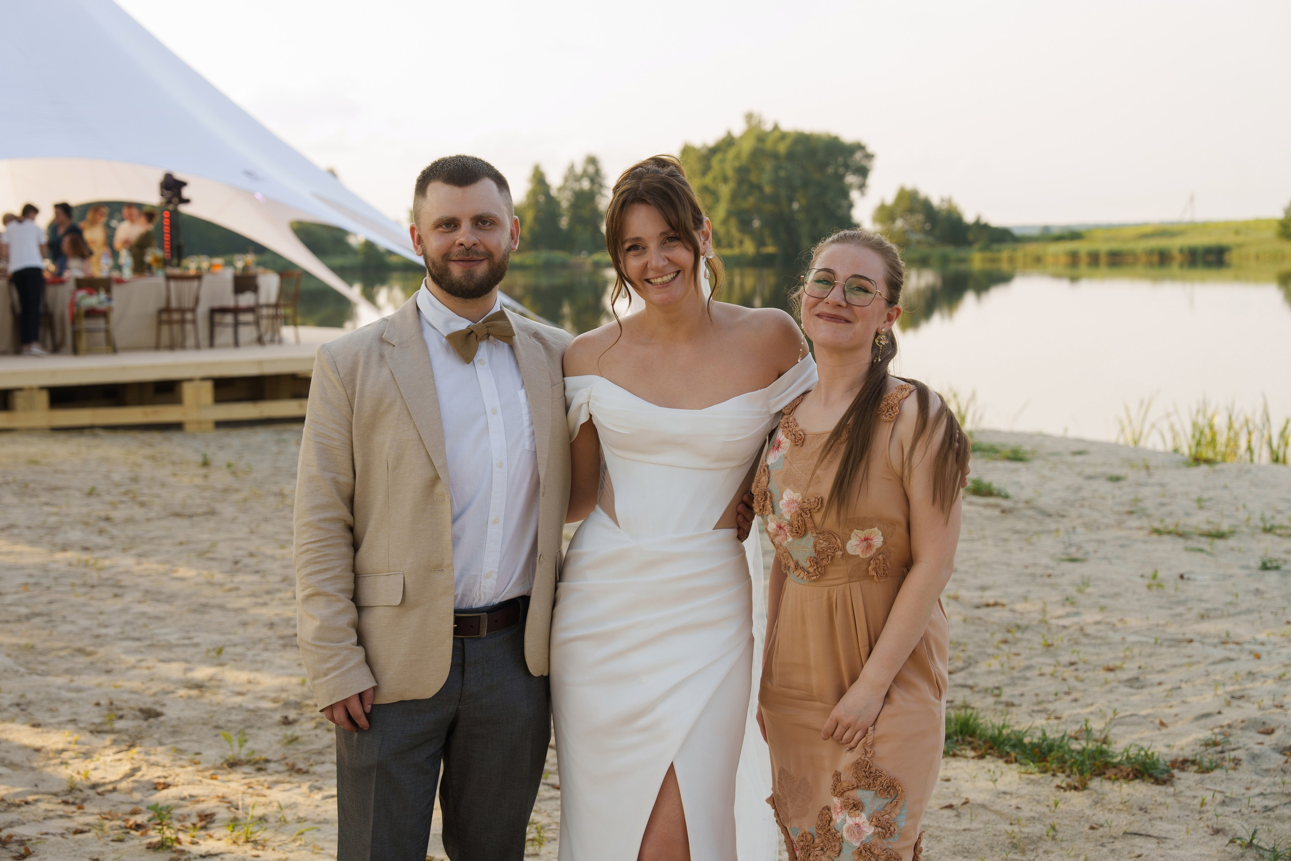 Михаил и Ольга (банкетная часть г. Брянск). Свадебный и репортажный фотограф Элина Козырьянова