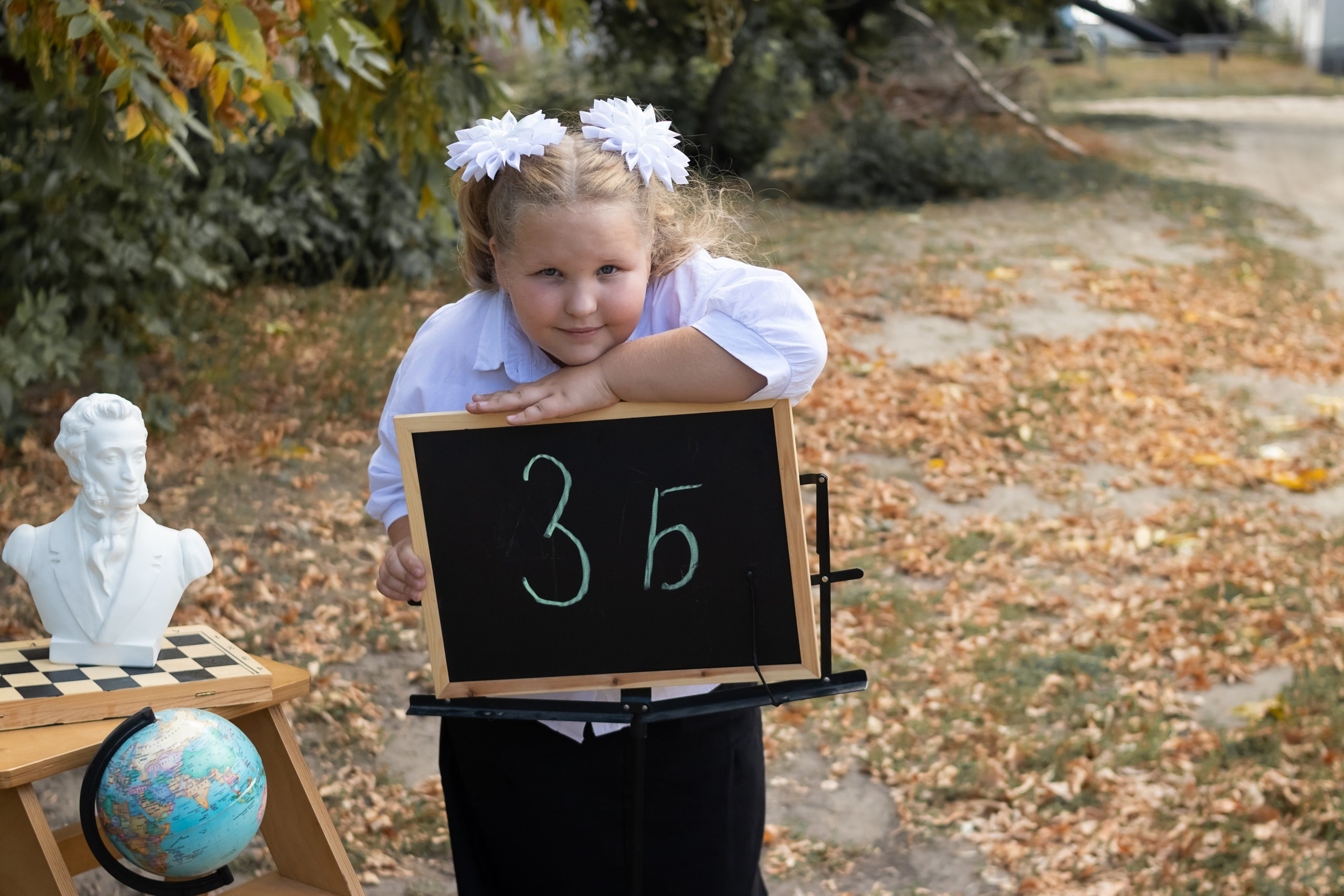 Здравствуй, школа. Фотосалон Рудня. Волгоградская область. Фотограф Вера