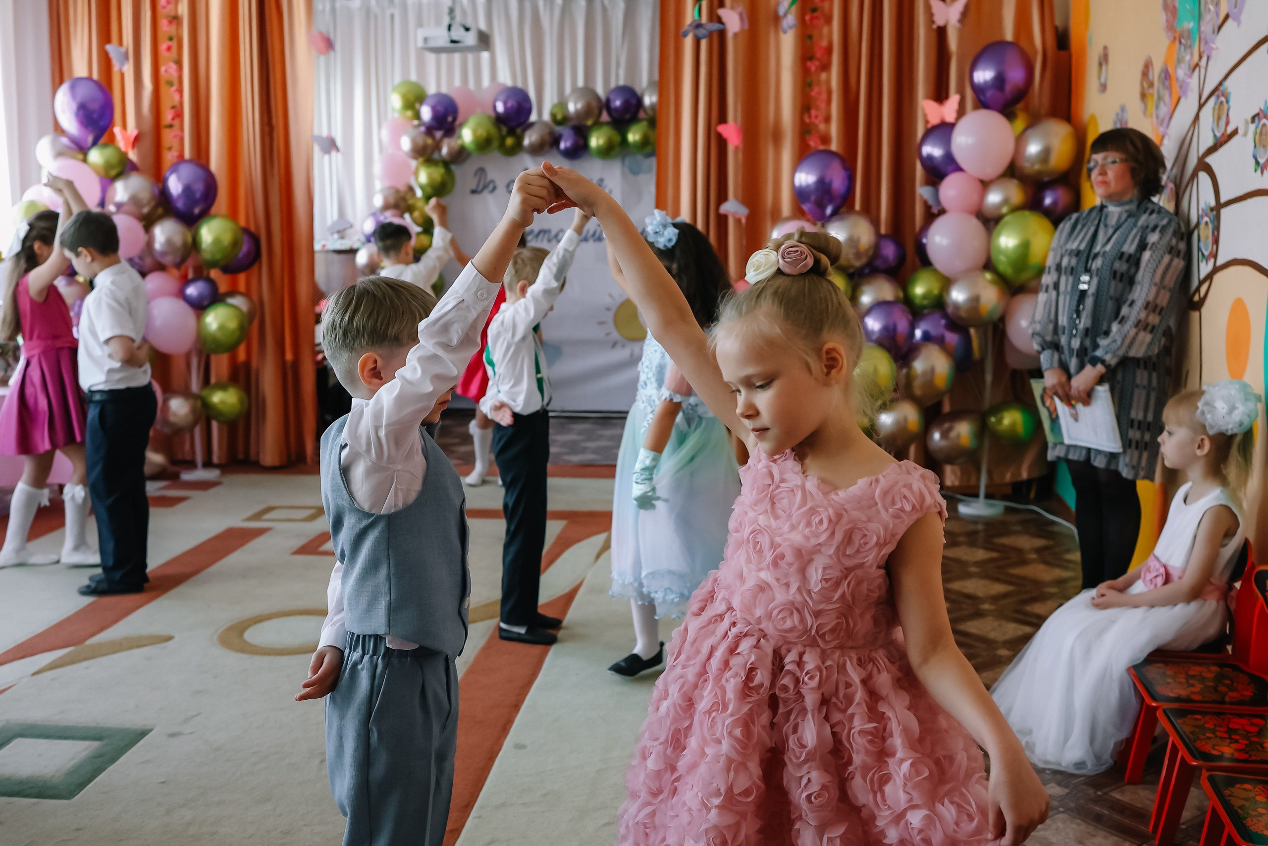 Семейный и детский женский фотограф в Новосибирске | Алёна Малахова продолжение следует  выпускные альбомы