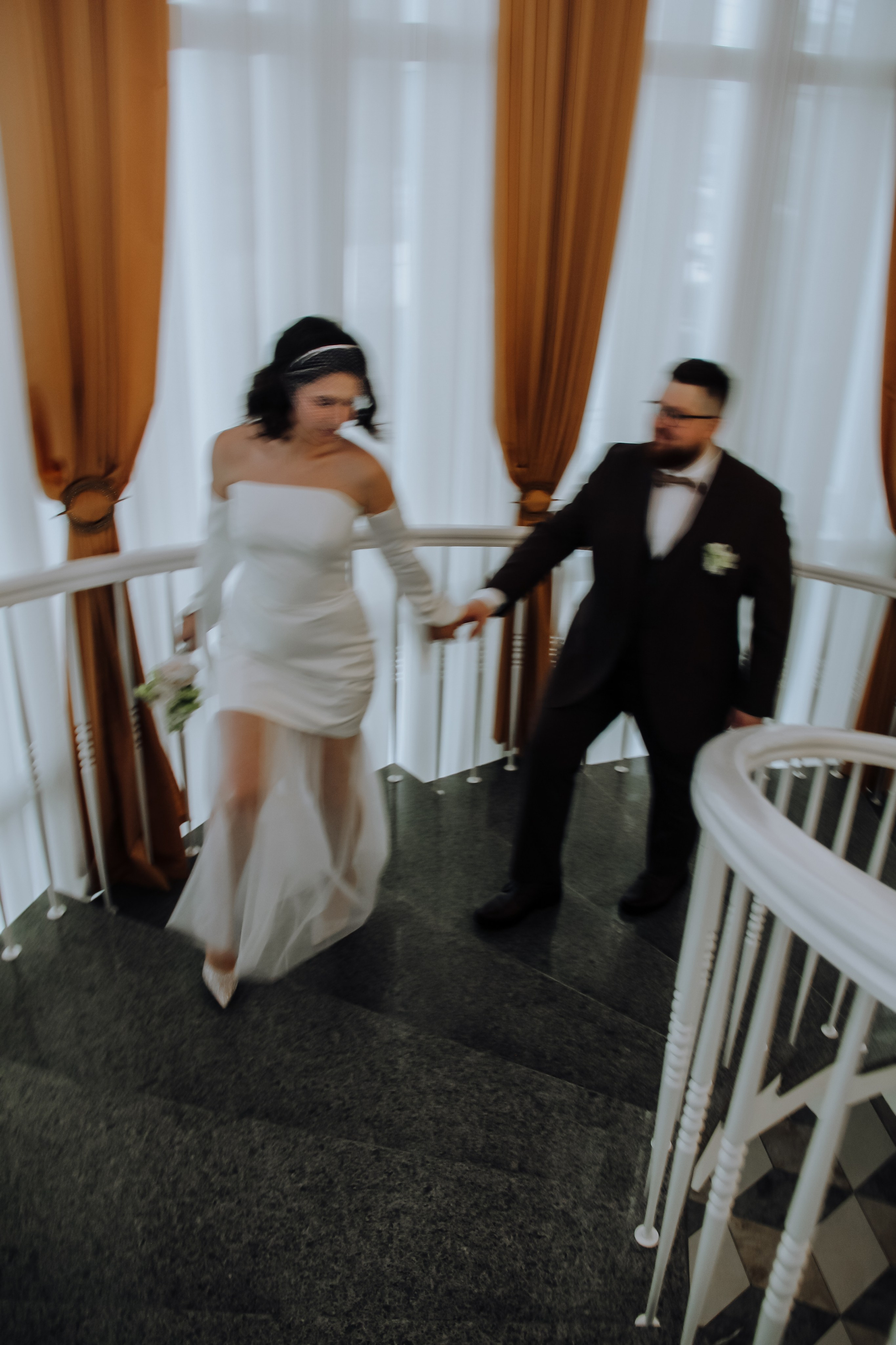 Свадебная история Олеси и Никиты. Семейный фотодуэт Ирина и Николай Власьевы. Фотосессии в Новосибирске