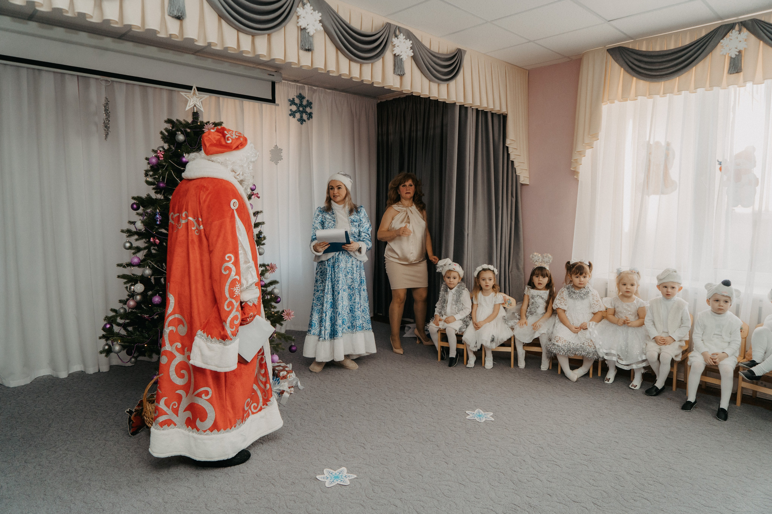 Утренник новогодний «Солнышко». Семейный lifestyle фотограф в Ростове-на-Дону