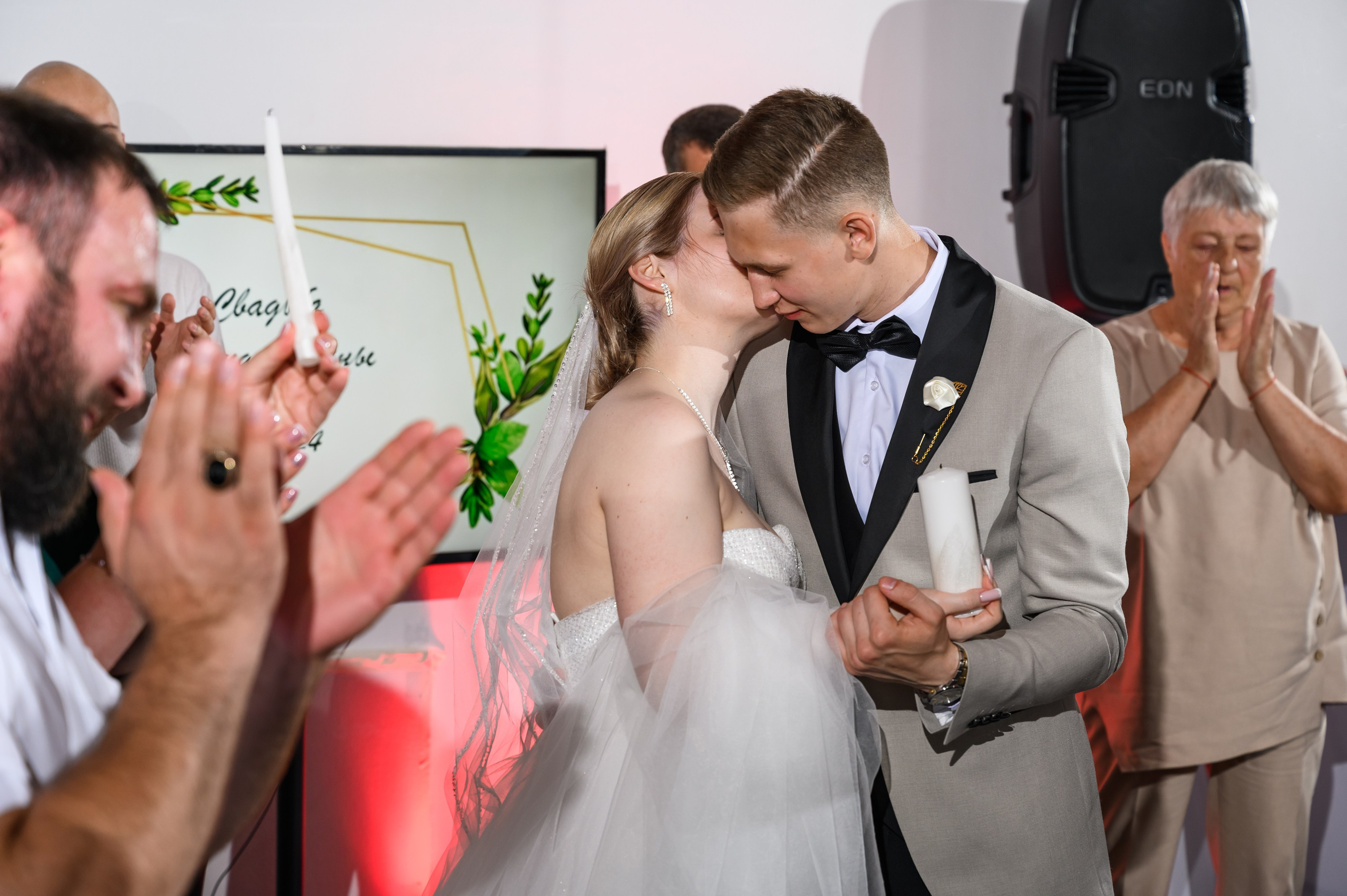 Свадебная фотосессия Банкетный зал Замок Монсоро. Свадебный фотограф Москва Юрий Кульман