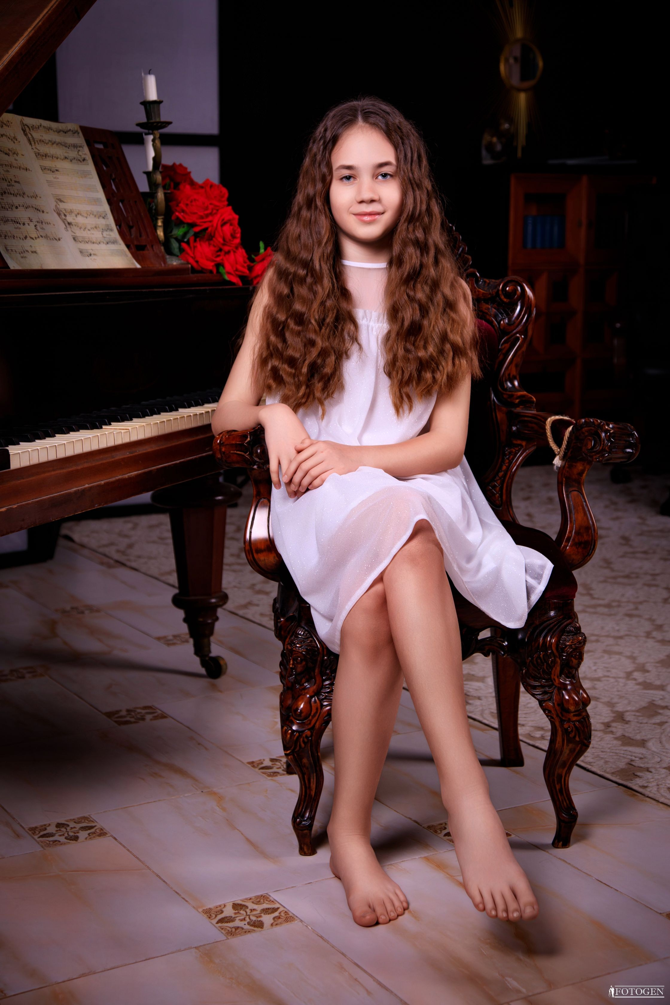 Фотосессия Девочек до 14 лет в Интерьере — Fotogen. Интерьерная фотостудия FOTOGEN г. Краснодар