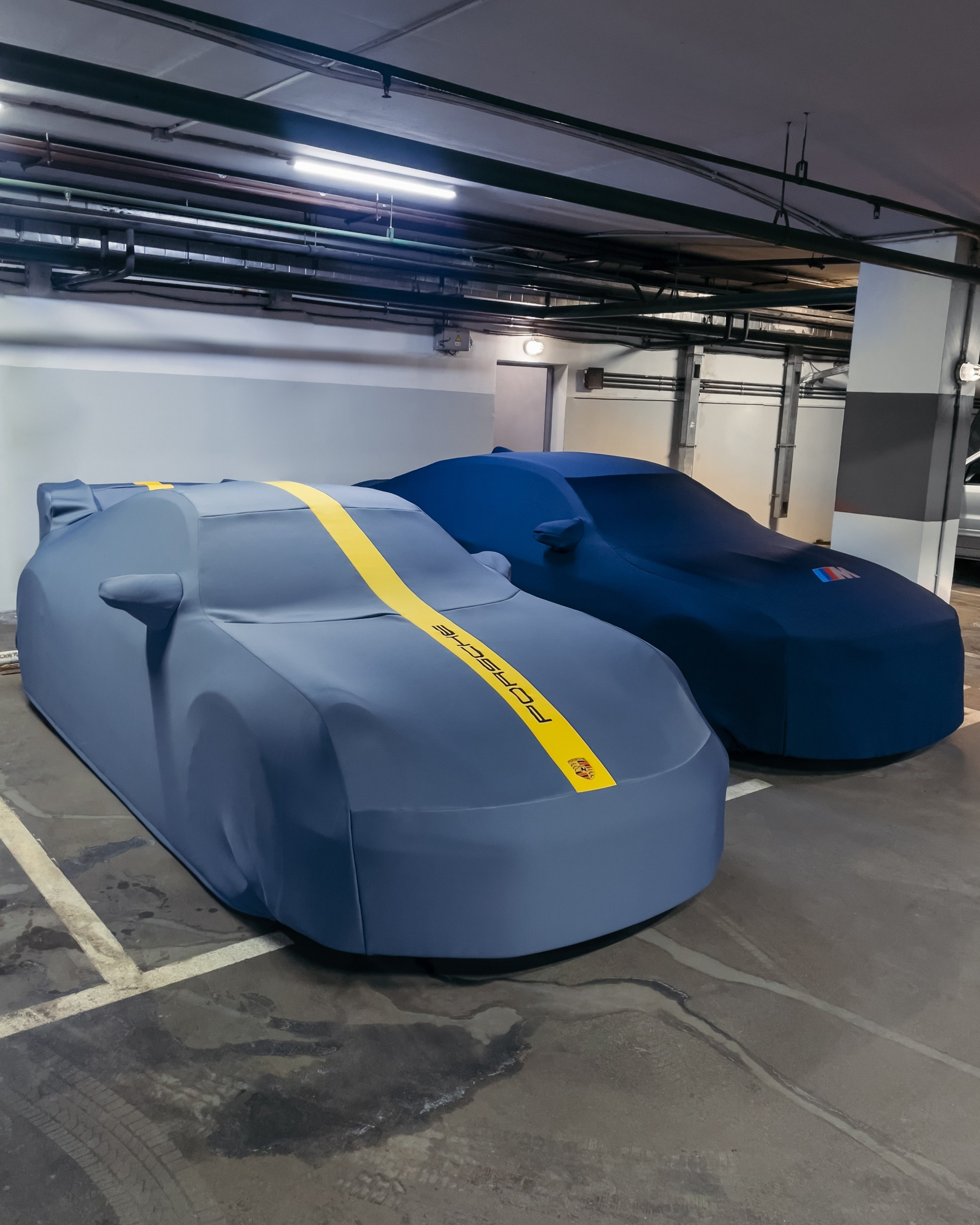 Porsche GT3 и BMW M4 чехлы для гаражного хранения. DeLorein