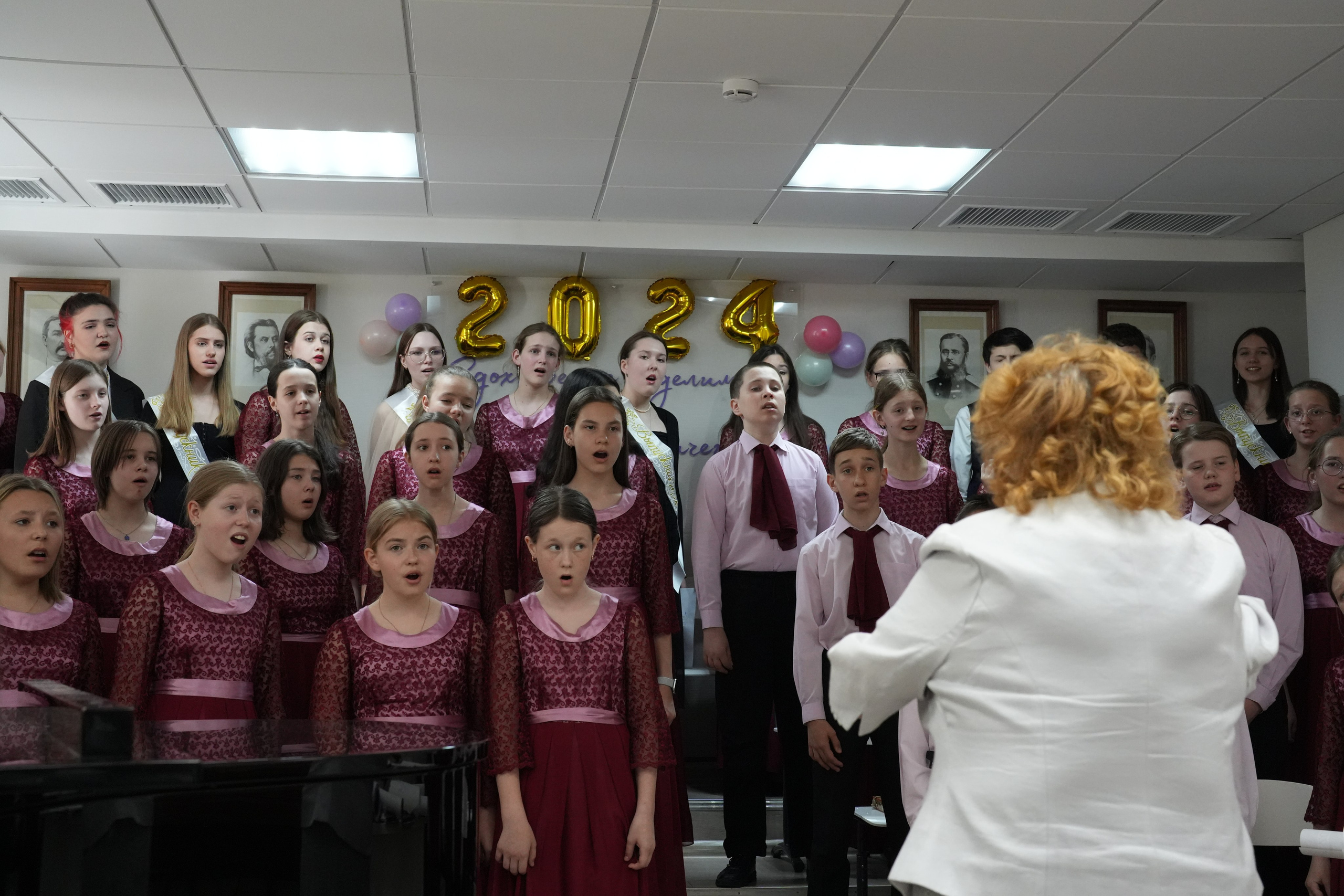 Выпускной в музыкально-хоровой школе г. Москвы № 106. Семейный и детский фотограф в Москве Оксана Чибизова