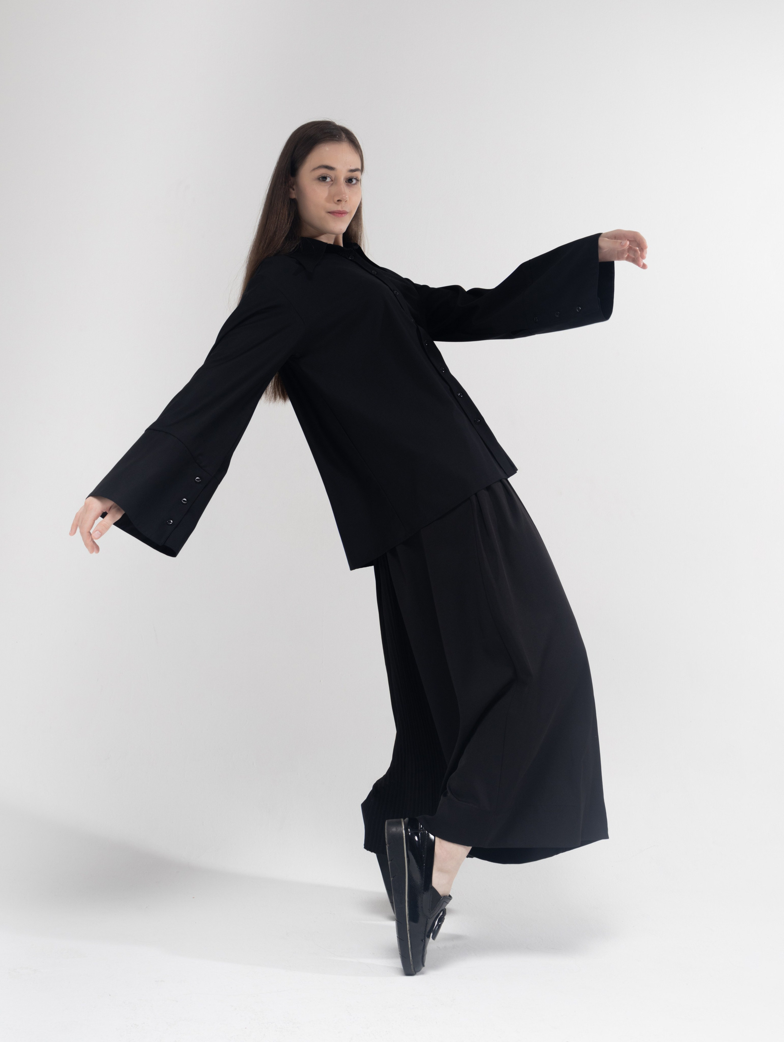 Commercial & Fashion. Commerce & art photographer