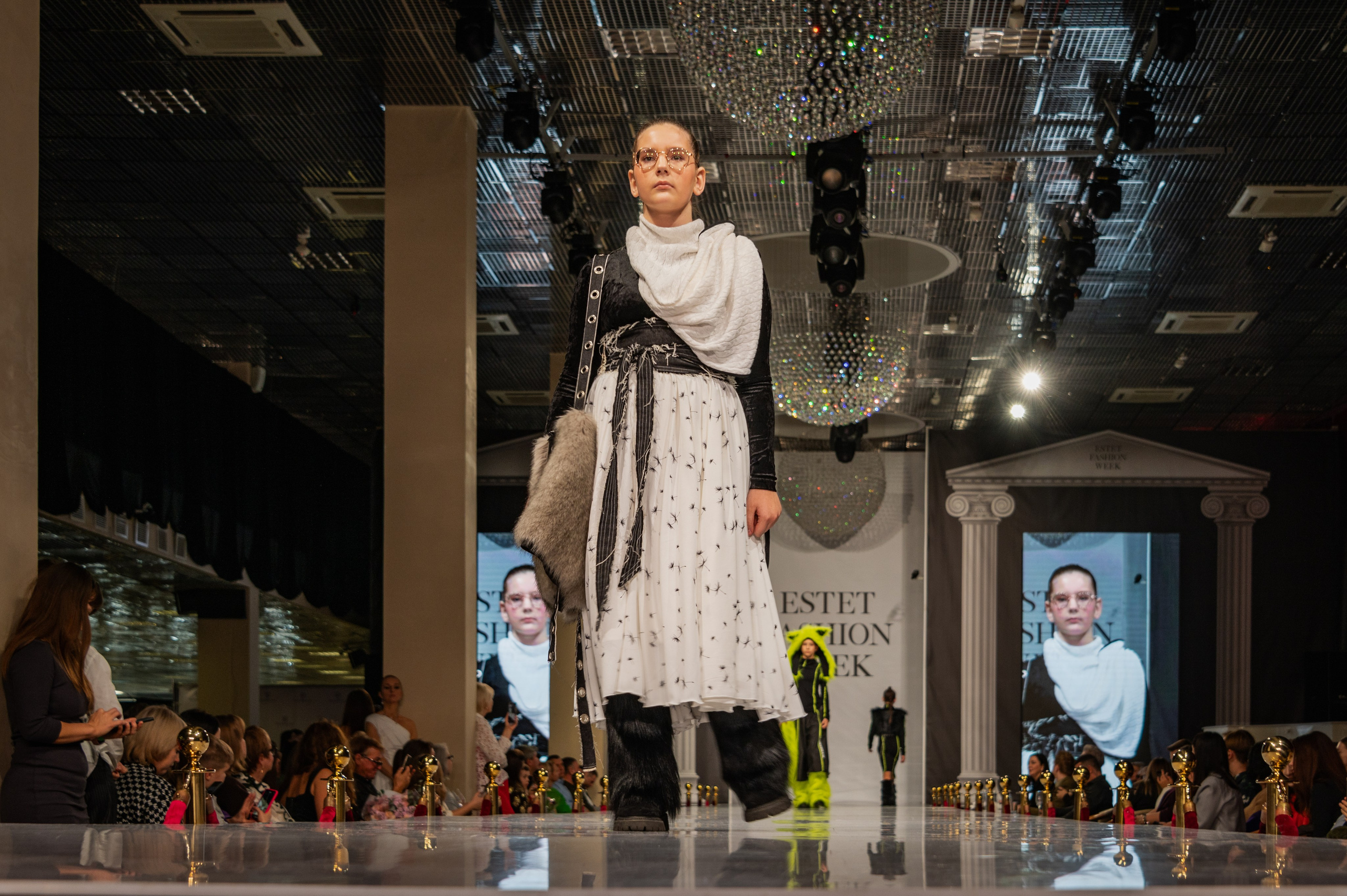 Estet Fashion Week-2023. Фотограф Роман Адлер