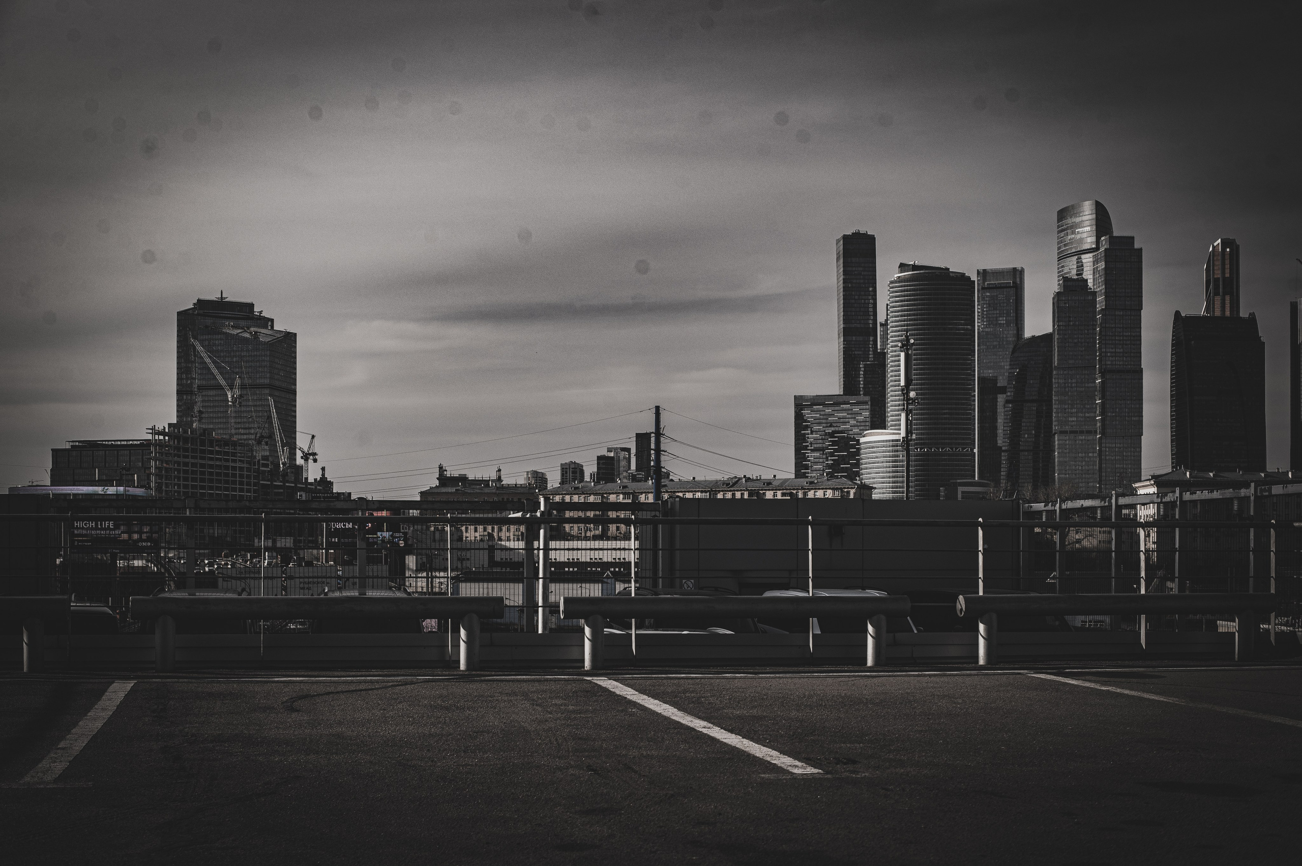 Фотопрогулка. Апрель 2023. Москва. Фотограф Роман Адлер