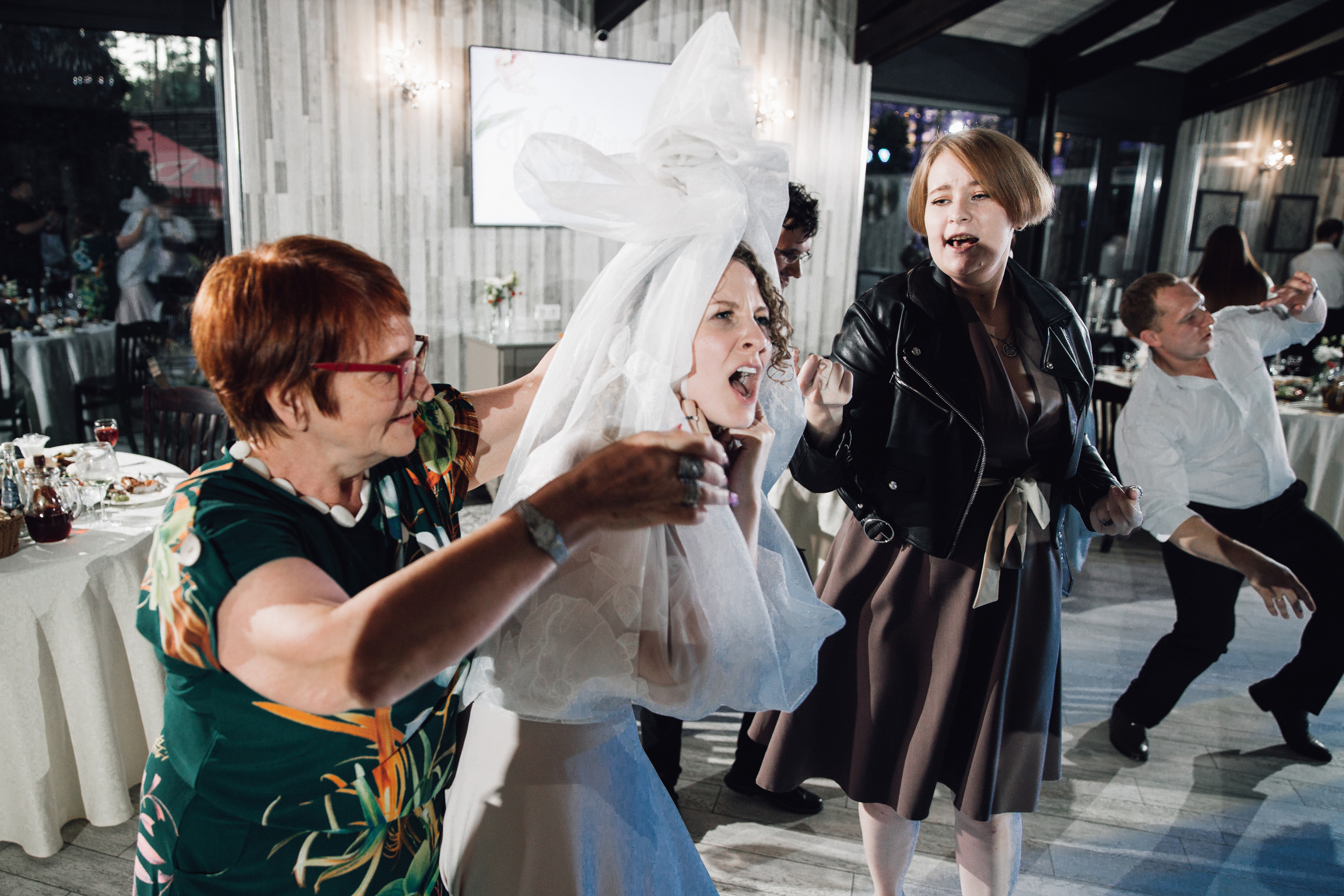 Артём и Вика. Фотограф Алексей Сироткин Тольятти Самара