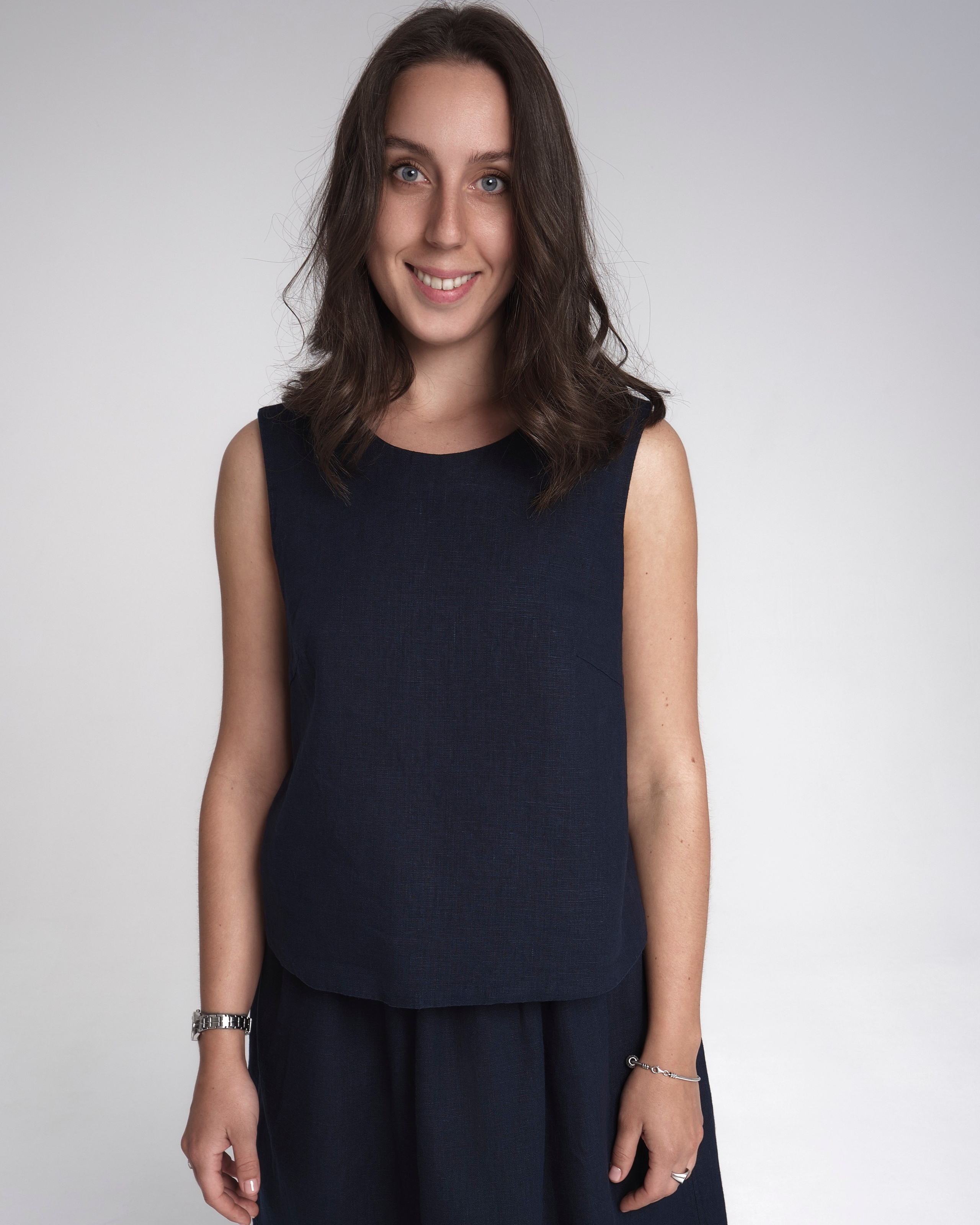 Фото и видео съёмка одежды для маркетплейсов сайтов и каталогов | UCCRASHE. UCCRASHE — предметная фото и видео съёмка в Москве