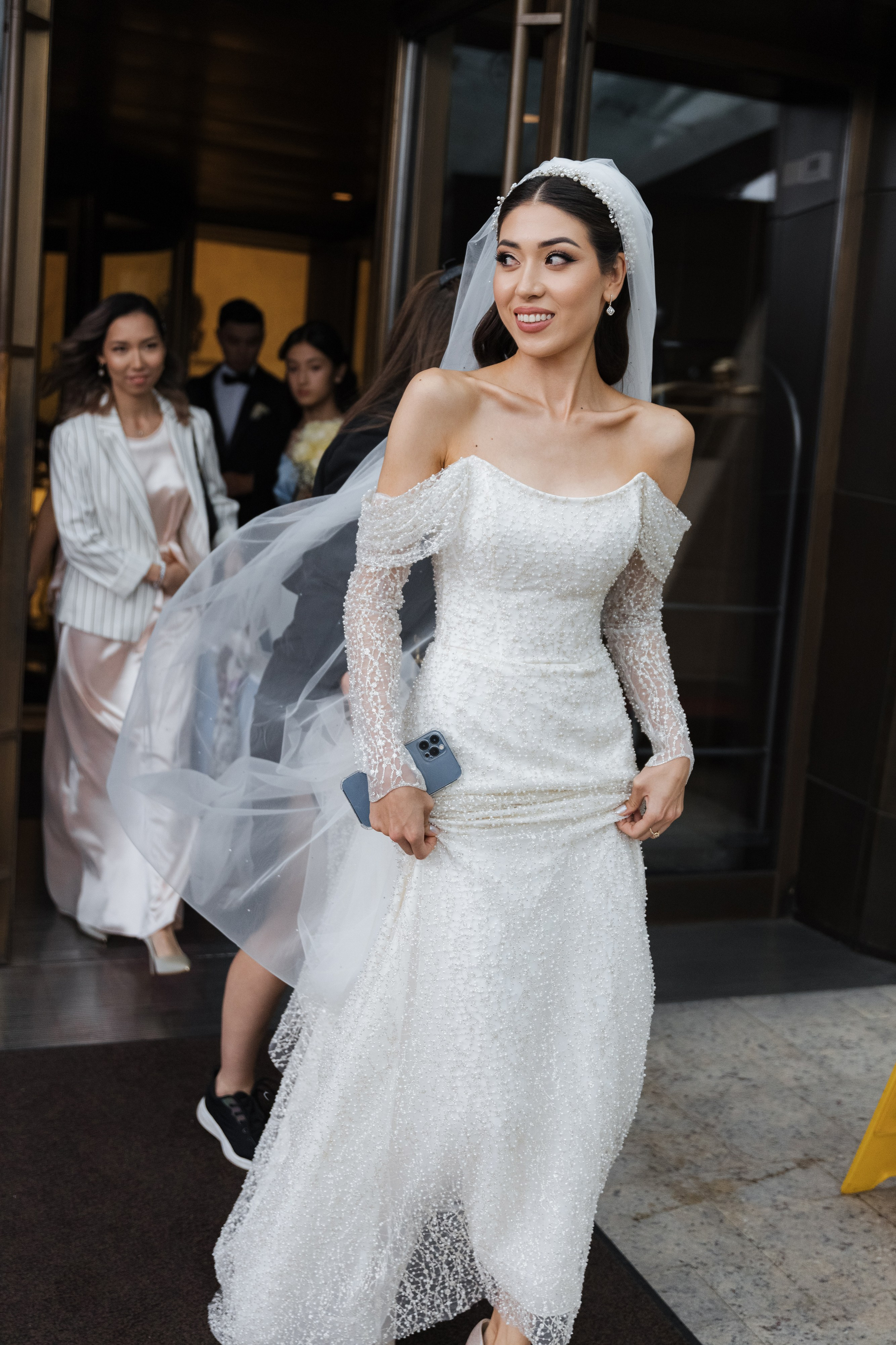 Акрам и Азиза