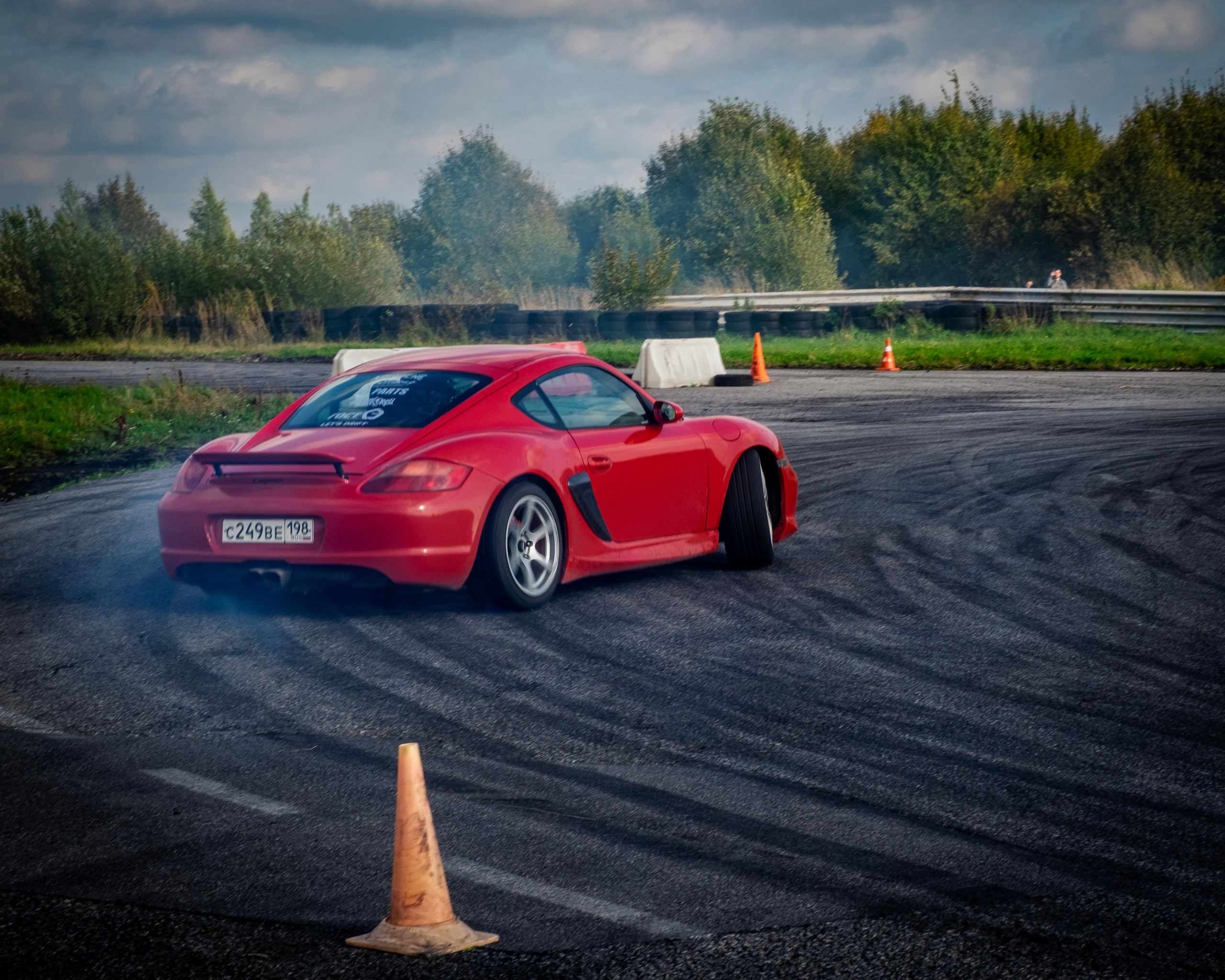 AUTODROM FEST 21.09.25. Автомобильные фотографии и рисунки в Санкт-Петербурги Пашков Дмитрий