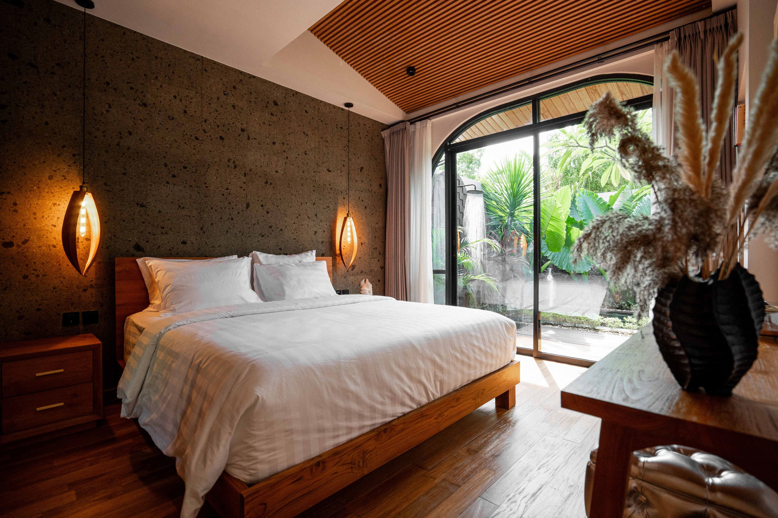 Интерьеры. Профессиональная свадебная фотография, портреты и студийные фотосессии на Пхукете